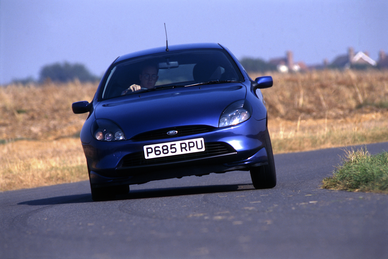 Classic & Sports Car – 19 undervalued classics from the 1990s