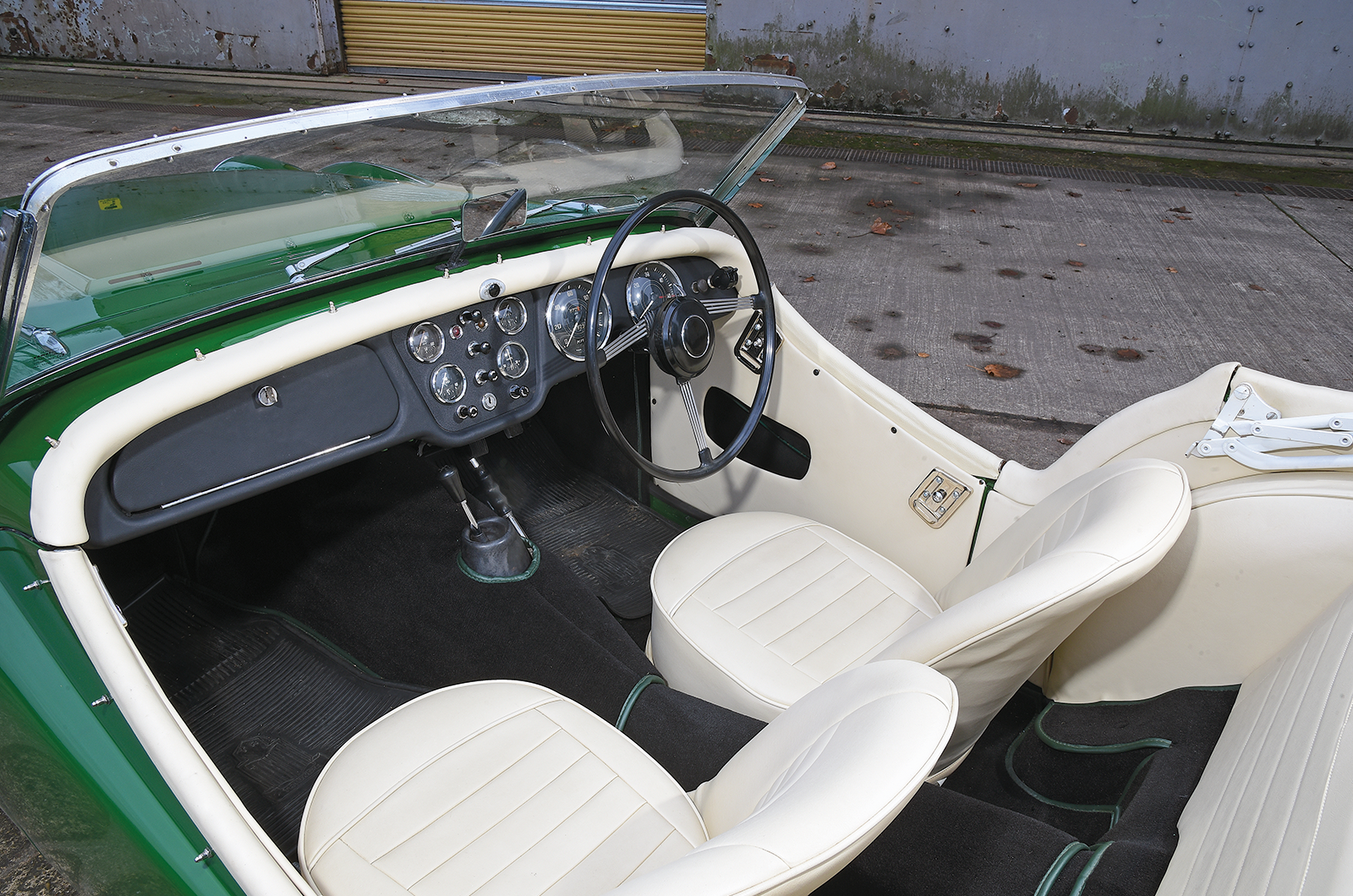 Classic & Sports Car – The greatest ’50s sports cars: XK120 vs MGA, AC Ace, Austin-Healey & TR3A