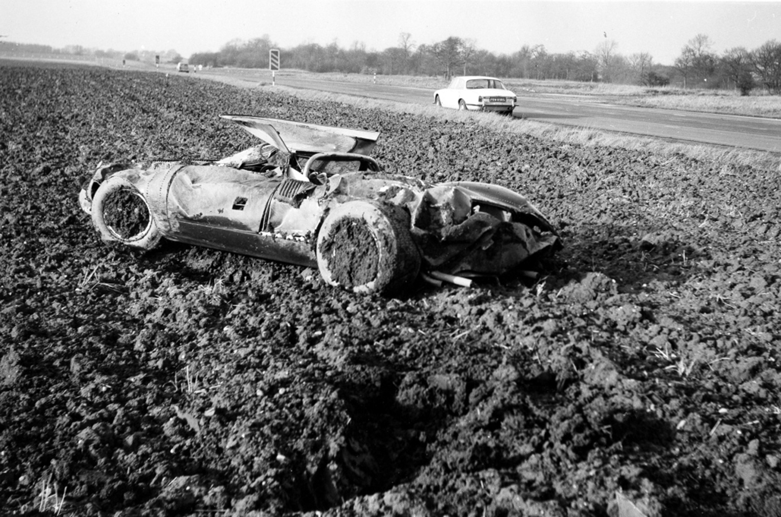 Classic & Sports Car – Jaguar’s great lost racer is reborn after 53 years