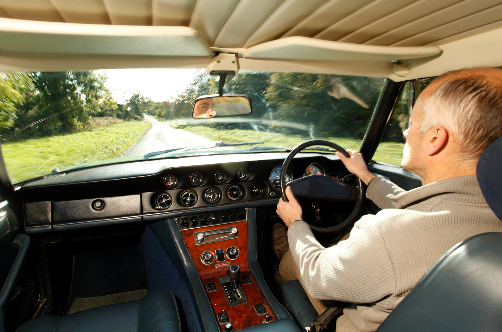 Classic & Sports Car – Buyer’s guide: Jensen Interceptor and FF