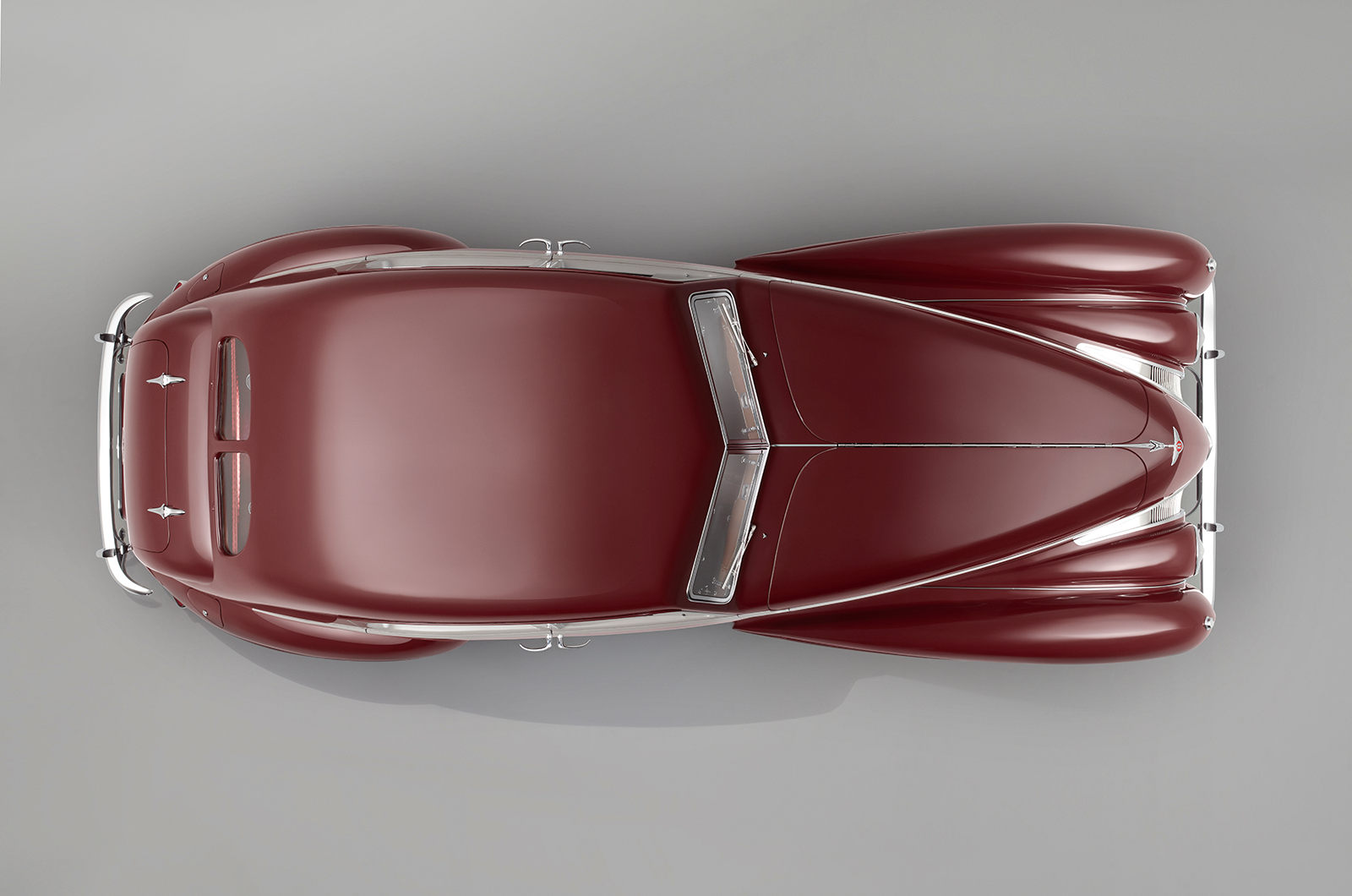 Classic & Sports Car – Reborn Corniche revives unique lost Bentley beauty