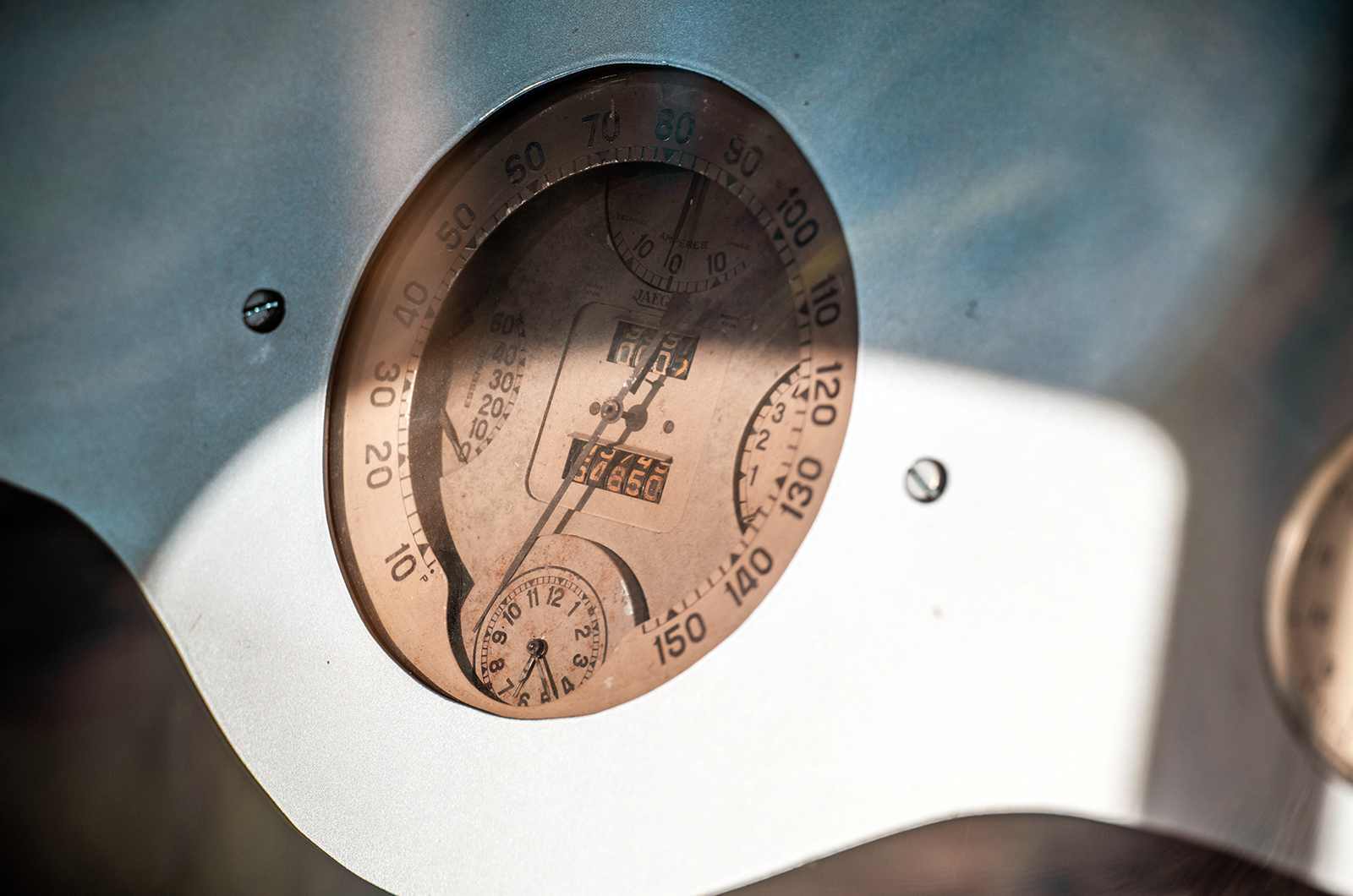 Classic & Sports Car – Bugatti Type 68: the missing link