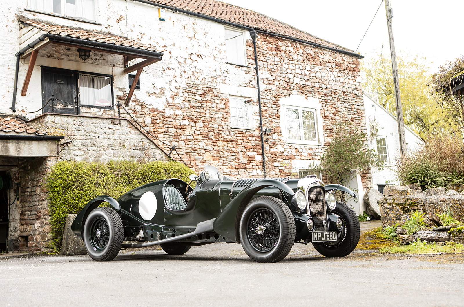 Classic & Sports Car – This rare Bugatti T57 could make £1m at Bonhams’ Revival sale