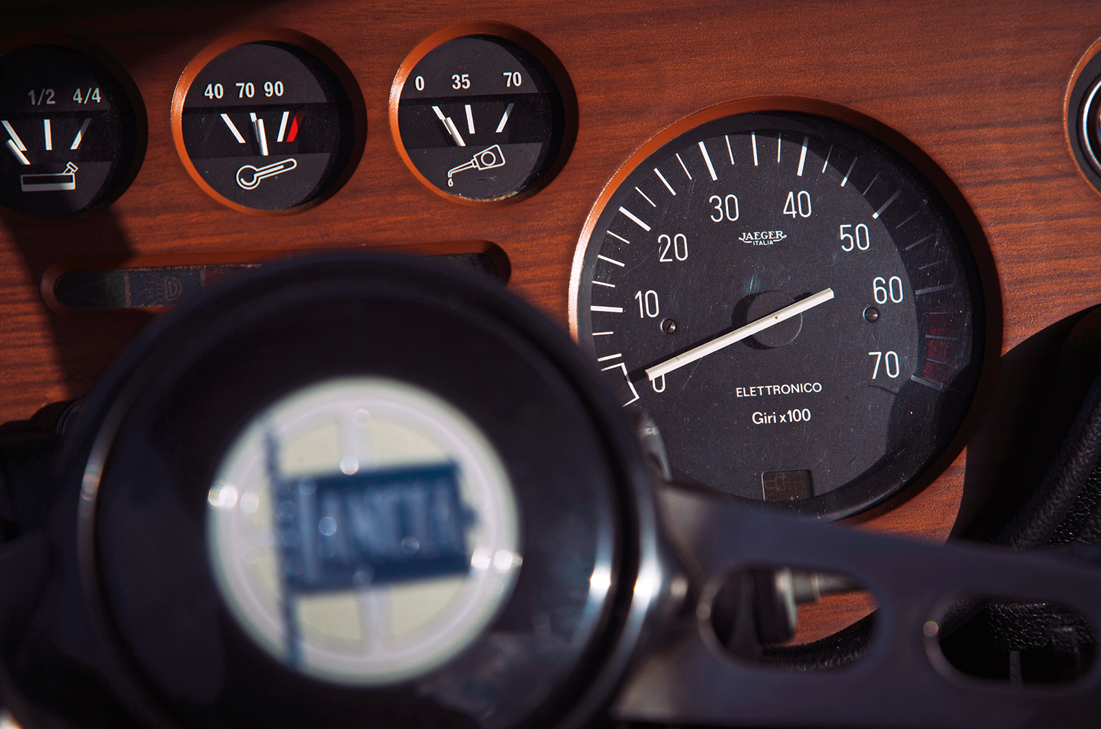 Classic & Sports Car – A cut above: Alfa Romeo GT 1300 Junior vs Fiat 124 Sport vs Lancia Fulvia Coupé