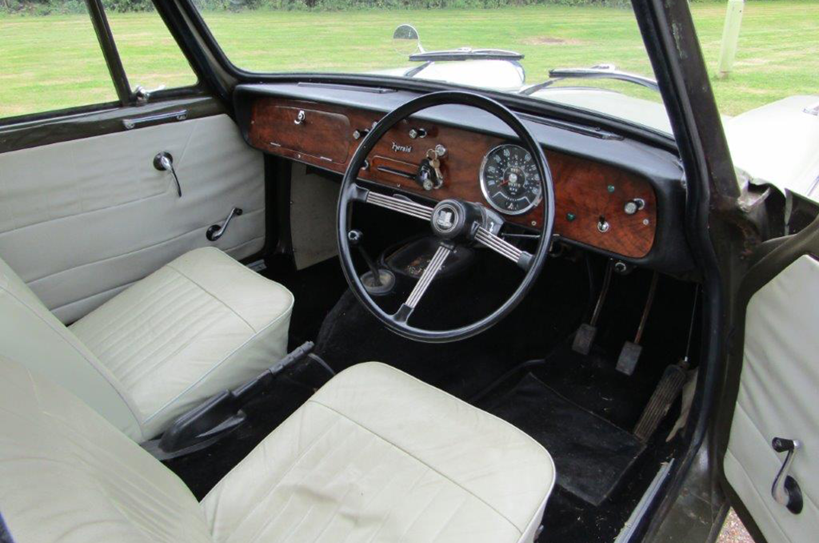 Classic & Sports Car – Mundane marvels: tasting defeat with a Triumph Herald