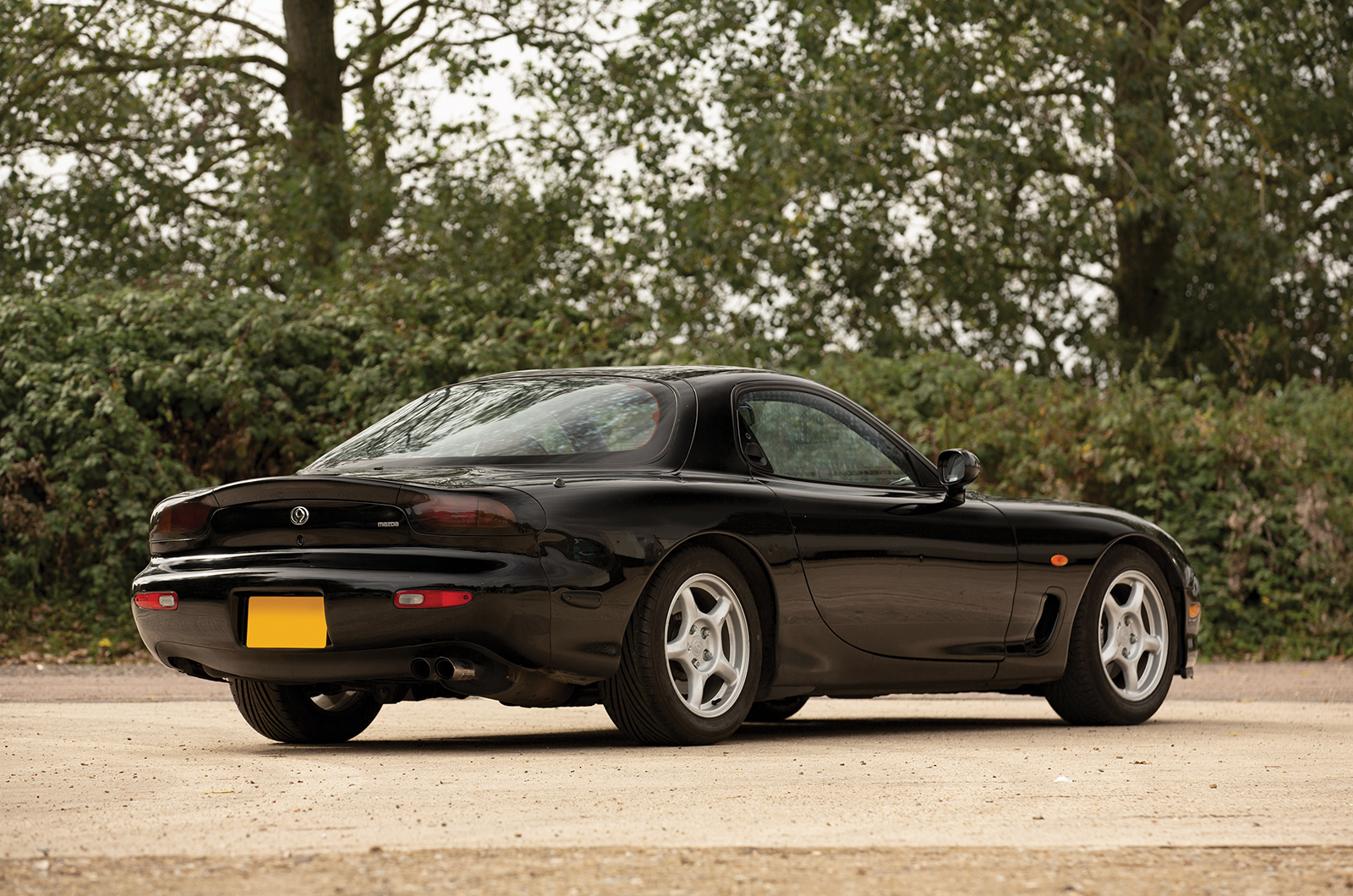 Classic & Sports Car – E30 M3 leads modern-classic charity fundraiser