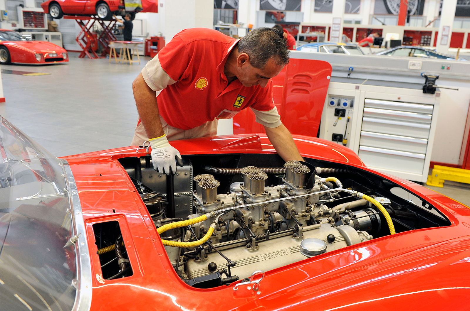 Classic & Sports Car – Behind the Ferrari Classiche curtain