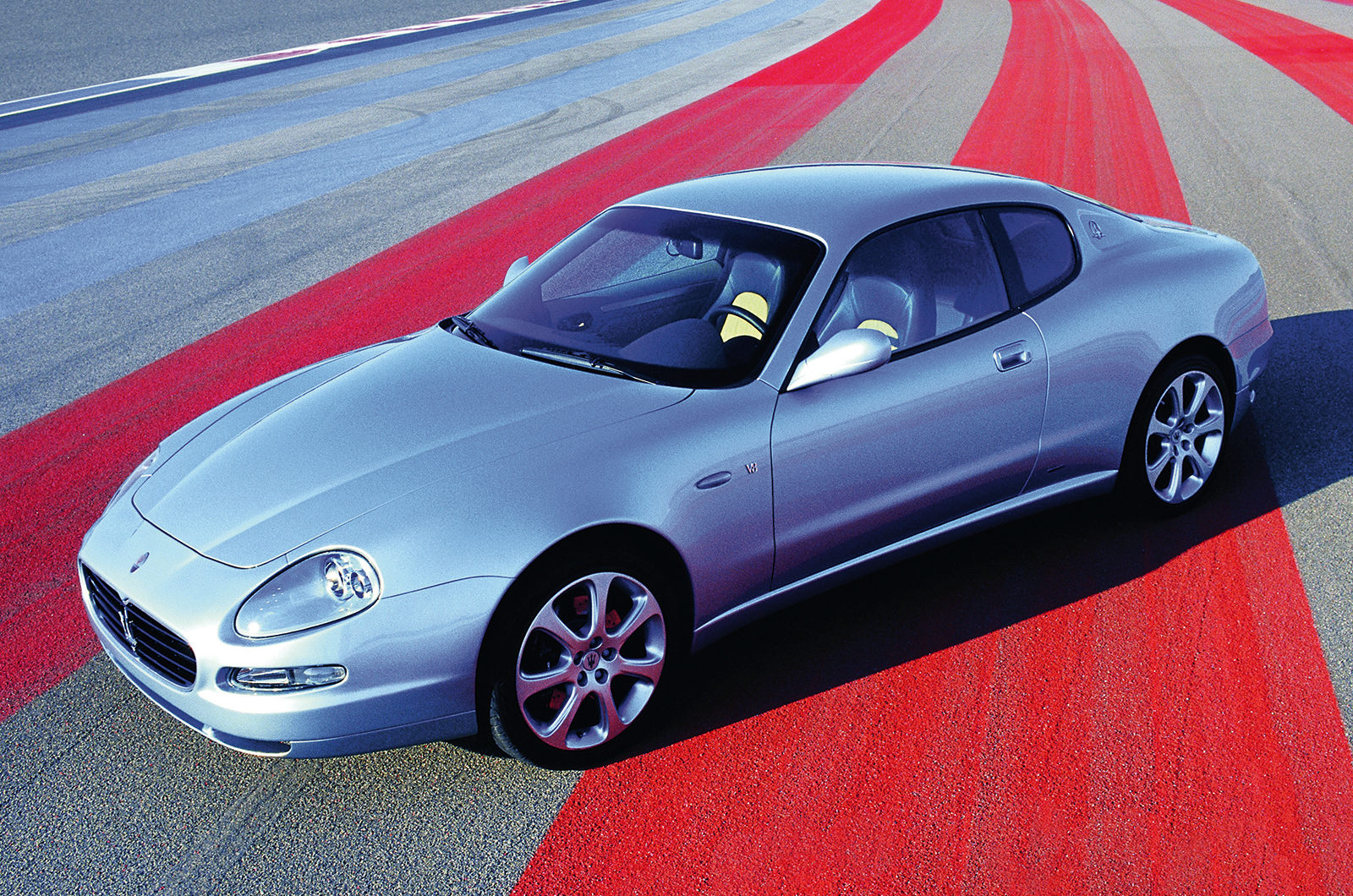 Classic & Sports Car – Jaguar XK8/XKR
