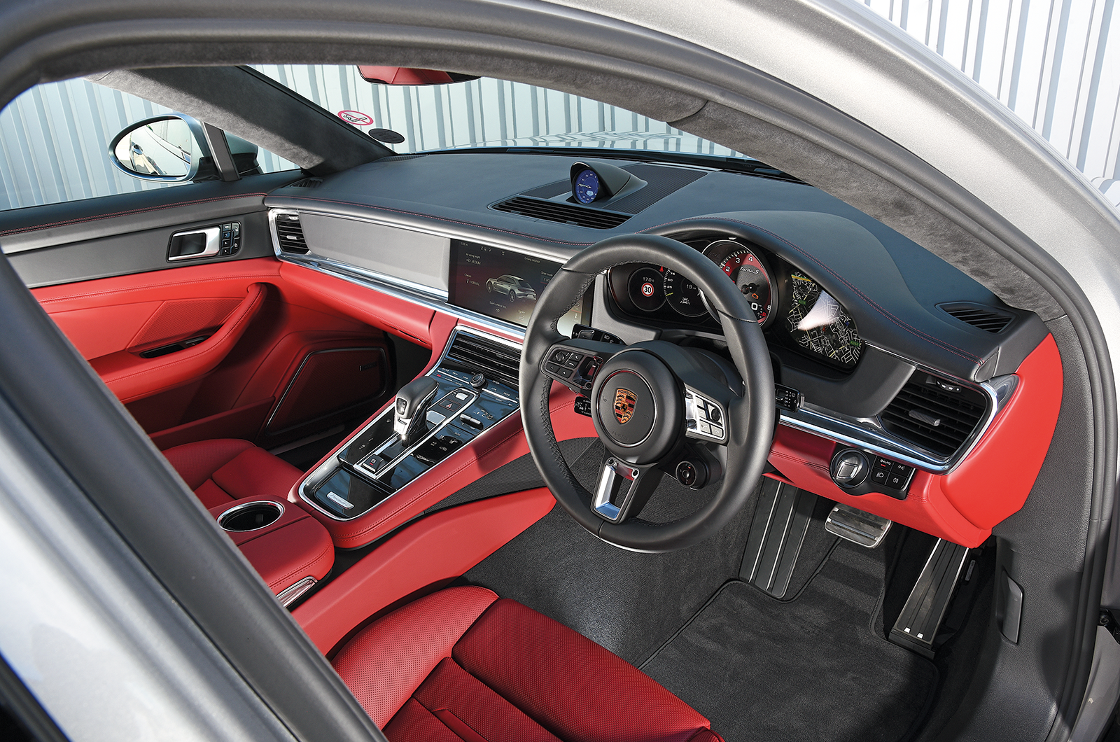 Classic & Sports Car – Future classic: Porsche Panamera