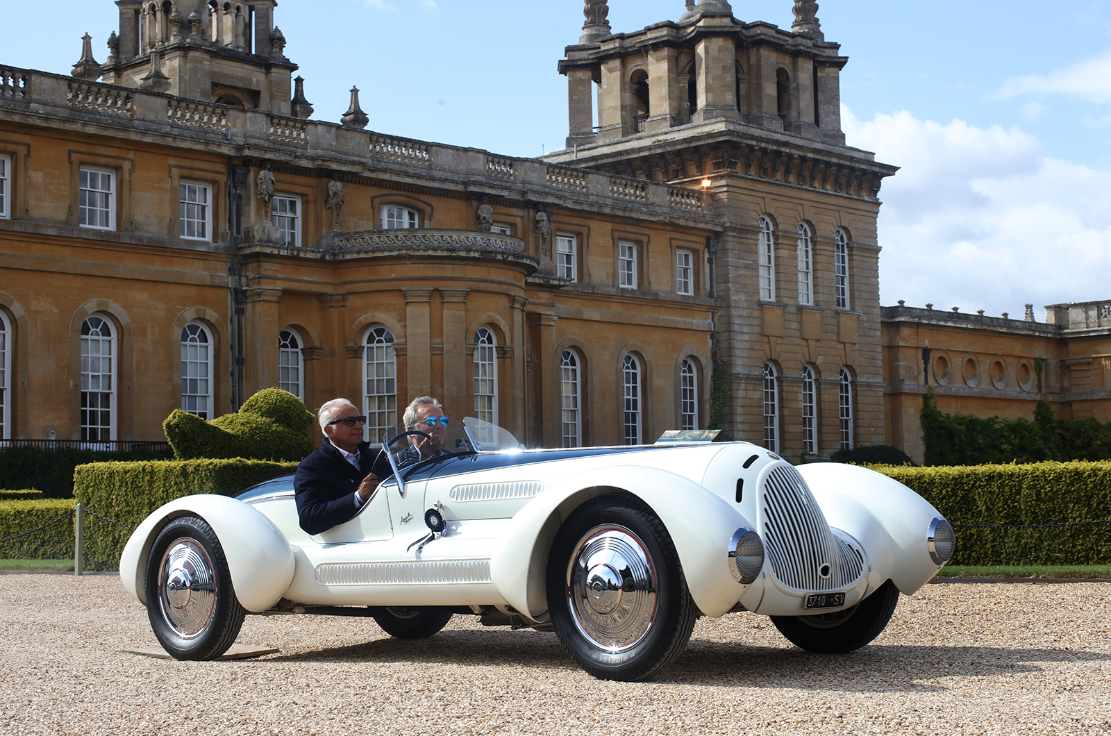 Classic & Sports Car – Talbot-Lago scoops top prize at Salon Privé