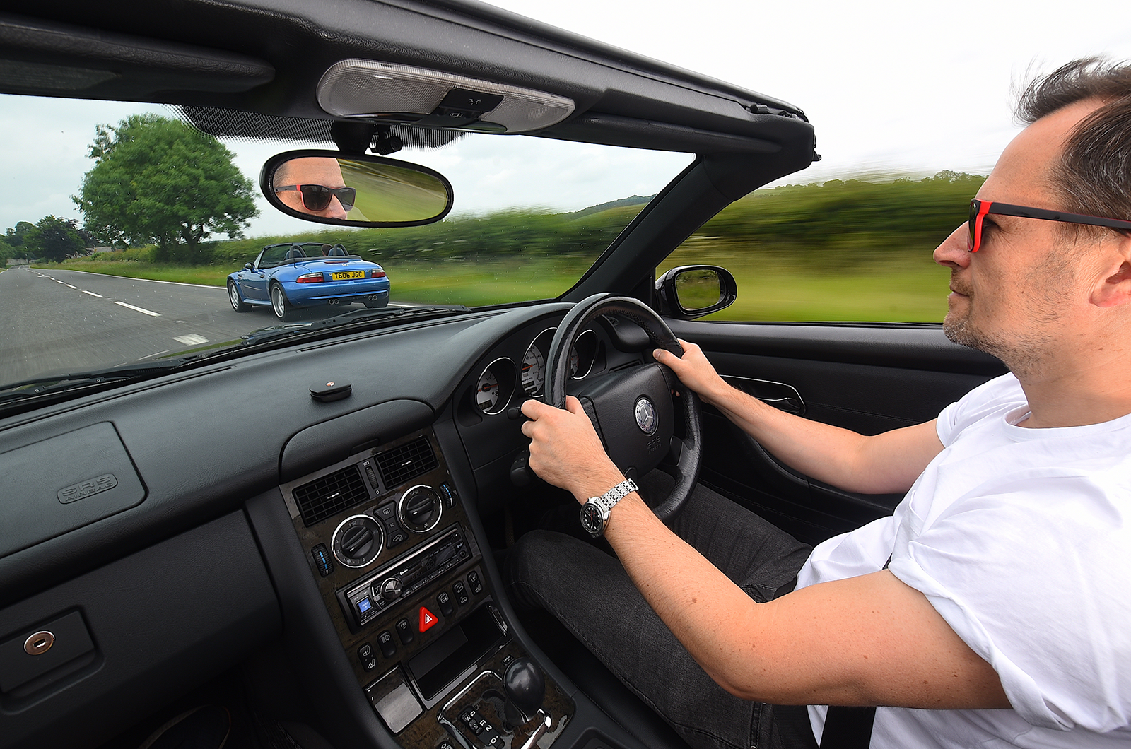 Classic & Sports Car – Natural brawn thrillers: Mercedes-Benz SLK32 AMG vs BMW Z3 M Roadster