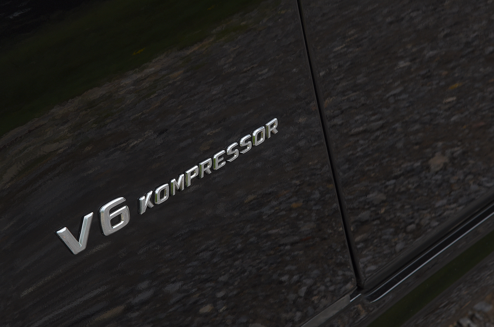 Classic & Sports Car – Natural brawn thrillers: Mercedes-Benz SLK32 AMG vs BMW Z3 M Roadster