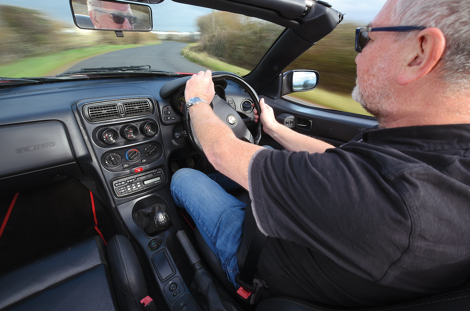 Classic & Sports Car – Buyer’s guide: Alfa Romeo Spider (916)