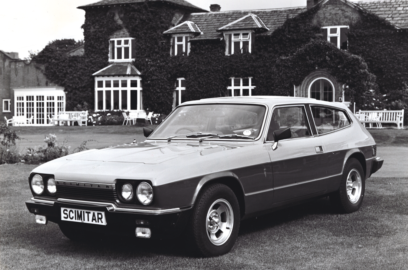 Classic & Sports Car – Buyer’s guide: Reliant Scimitar GTE
