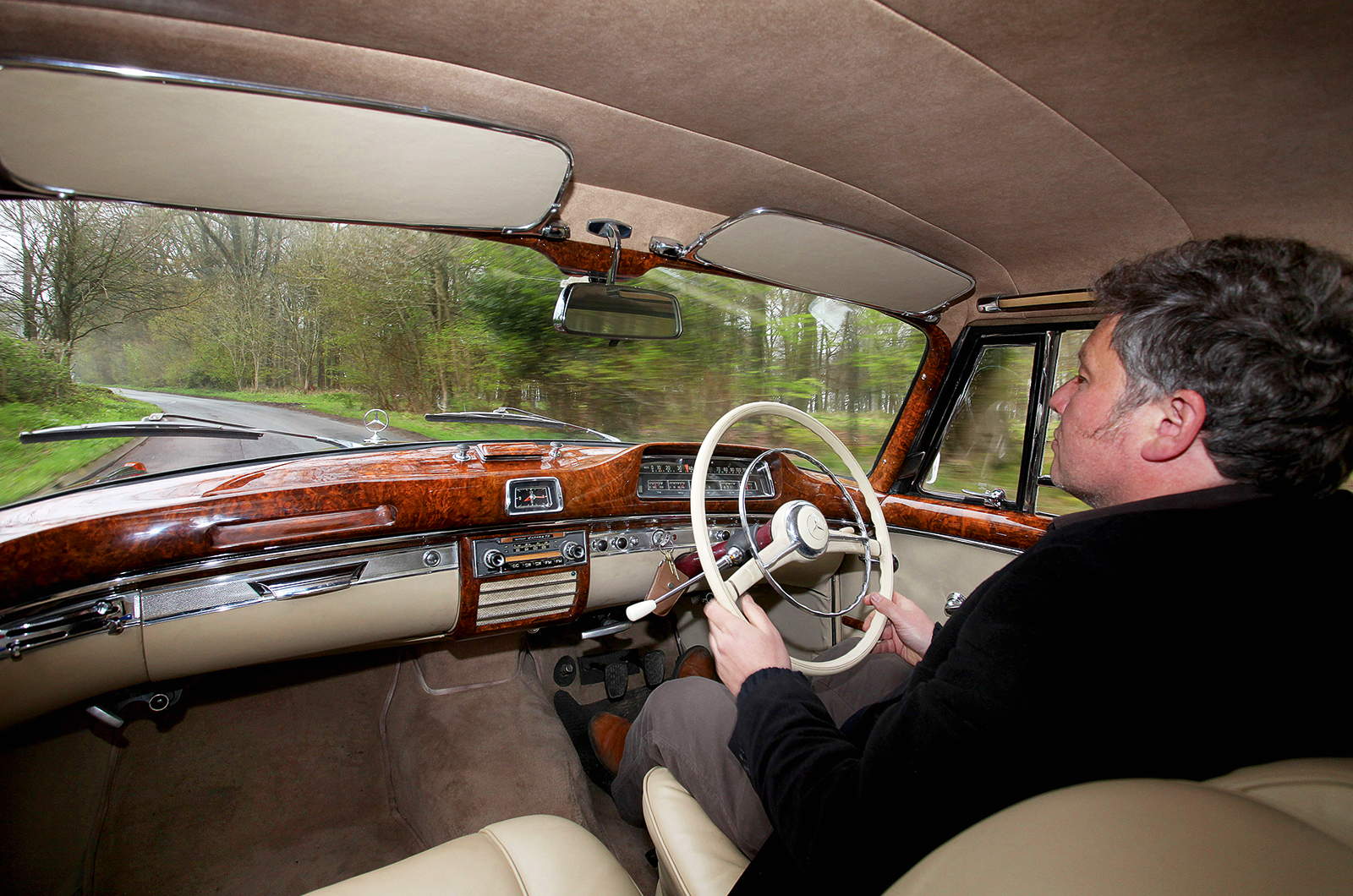 Classic & Sports Car – Don’t buy that, buy this: Bristol 406 vs Mercedes Ponton Coupé