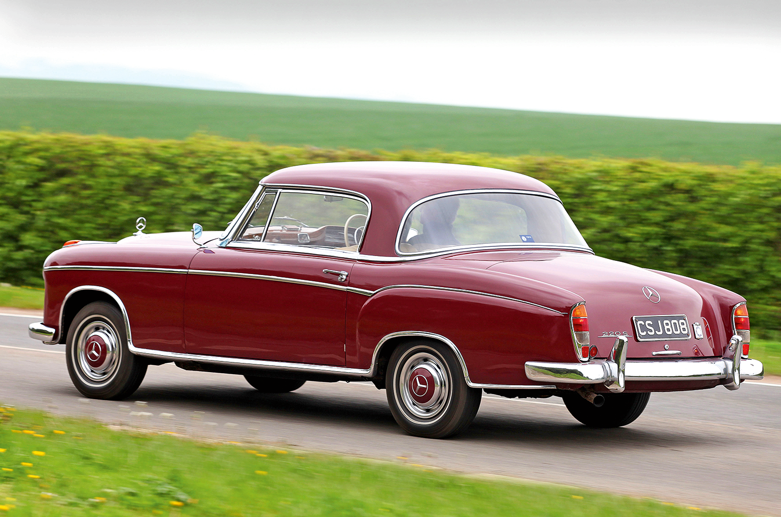 Classic & Sports Car – Don’t buy that, buy this: Bristol 406 vs Mercedes Ponton Coupé