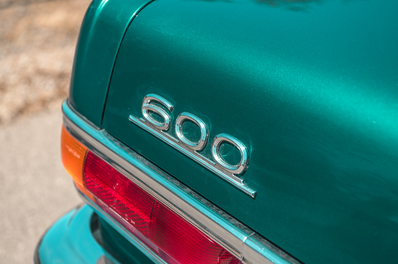 Classic & Sports Car – Blue-sky thinking: the unique glass-roofed Mercedes-Benz 600