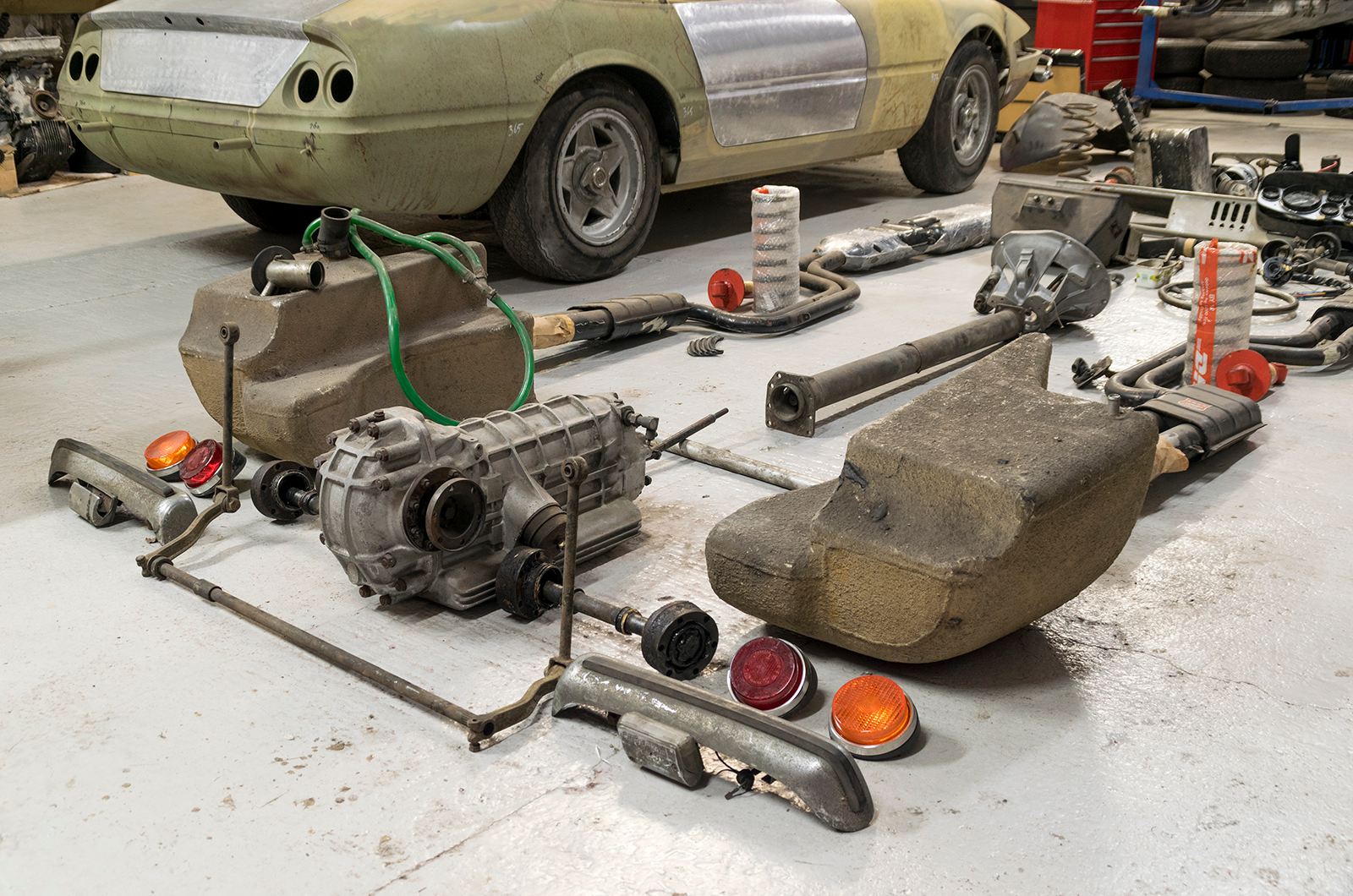 It comes with all its parts