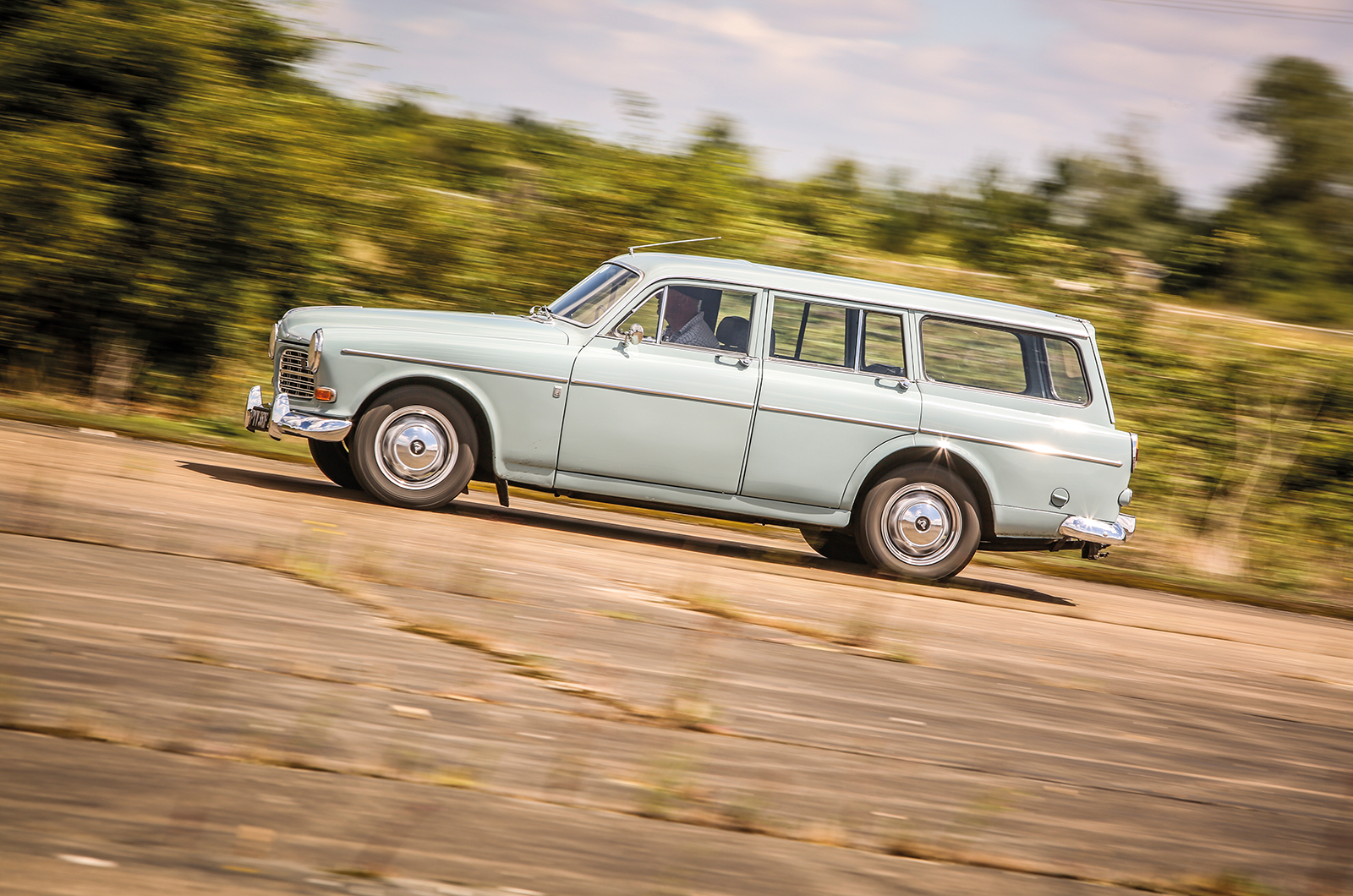 Classic & Sports Car – Estates of the nations: Fiat vs Volvo vs Triumph