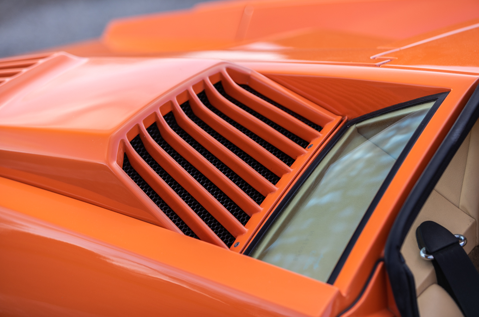 Classic & Sports Car – 1990 Lamborghini Countach 25th Anniversary