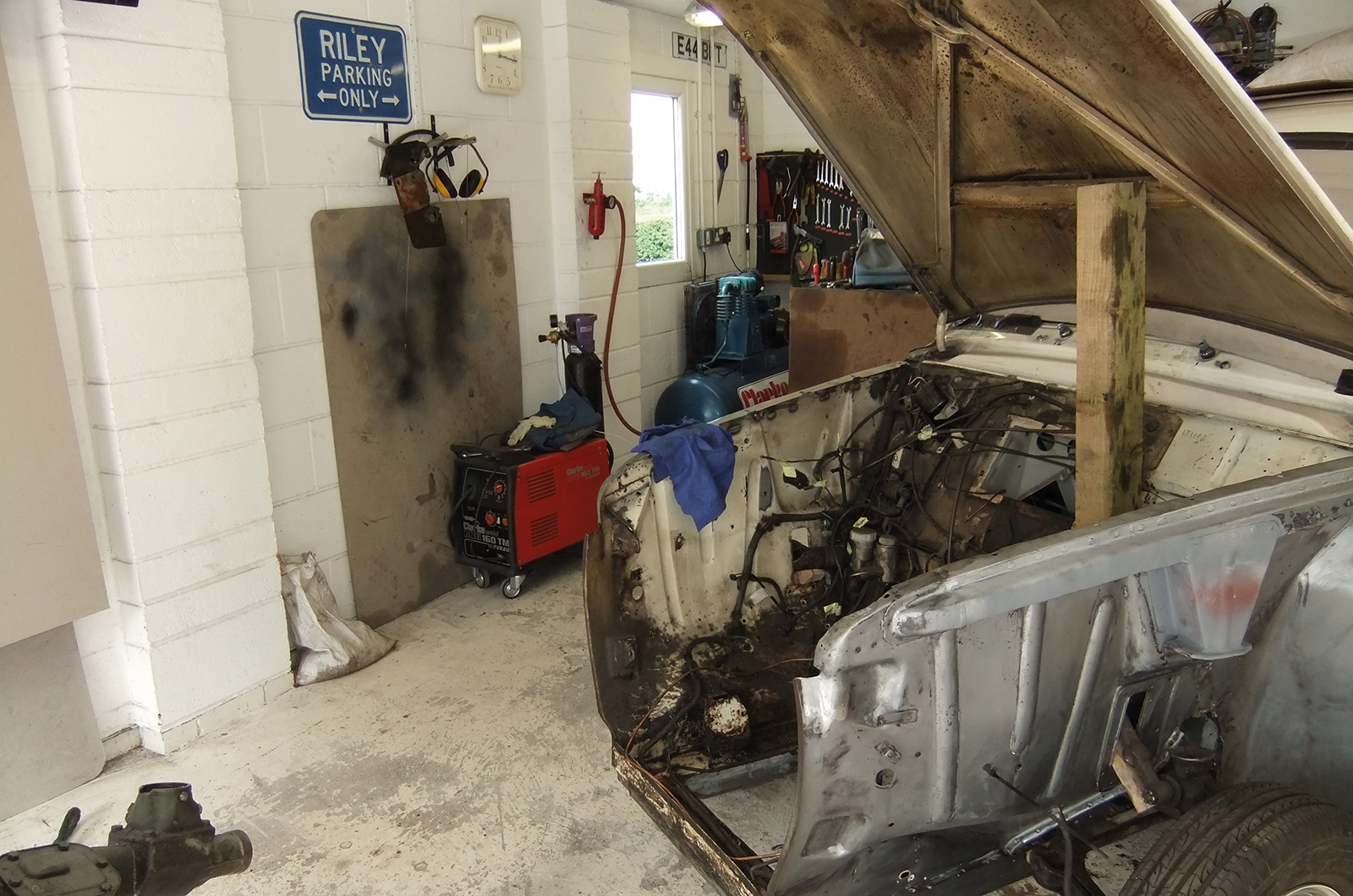 Classic & Sports Car – One man’s mission to restore a Riley One Point Five