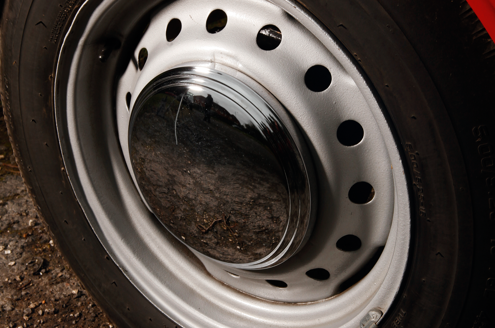 Classic & Sports Car – Bargain ’50s greats: Austin-Healey 100 vs Morgan Plus 4 vs Triumph TR2