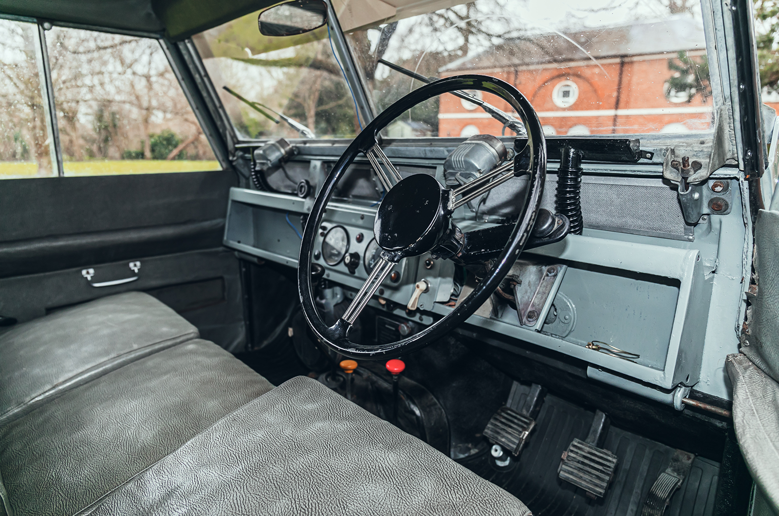 Classic & Sports Car – This super-early Series II Land Rover could be yours