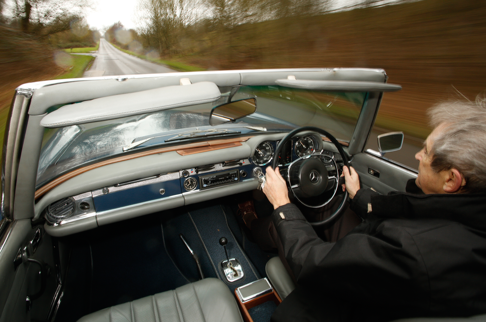 Classic & Sports Car – Buyer’s guide: Mercedes-Benz 230-280SL ‘Pagoda’