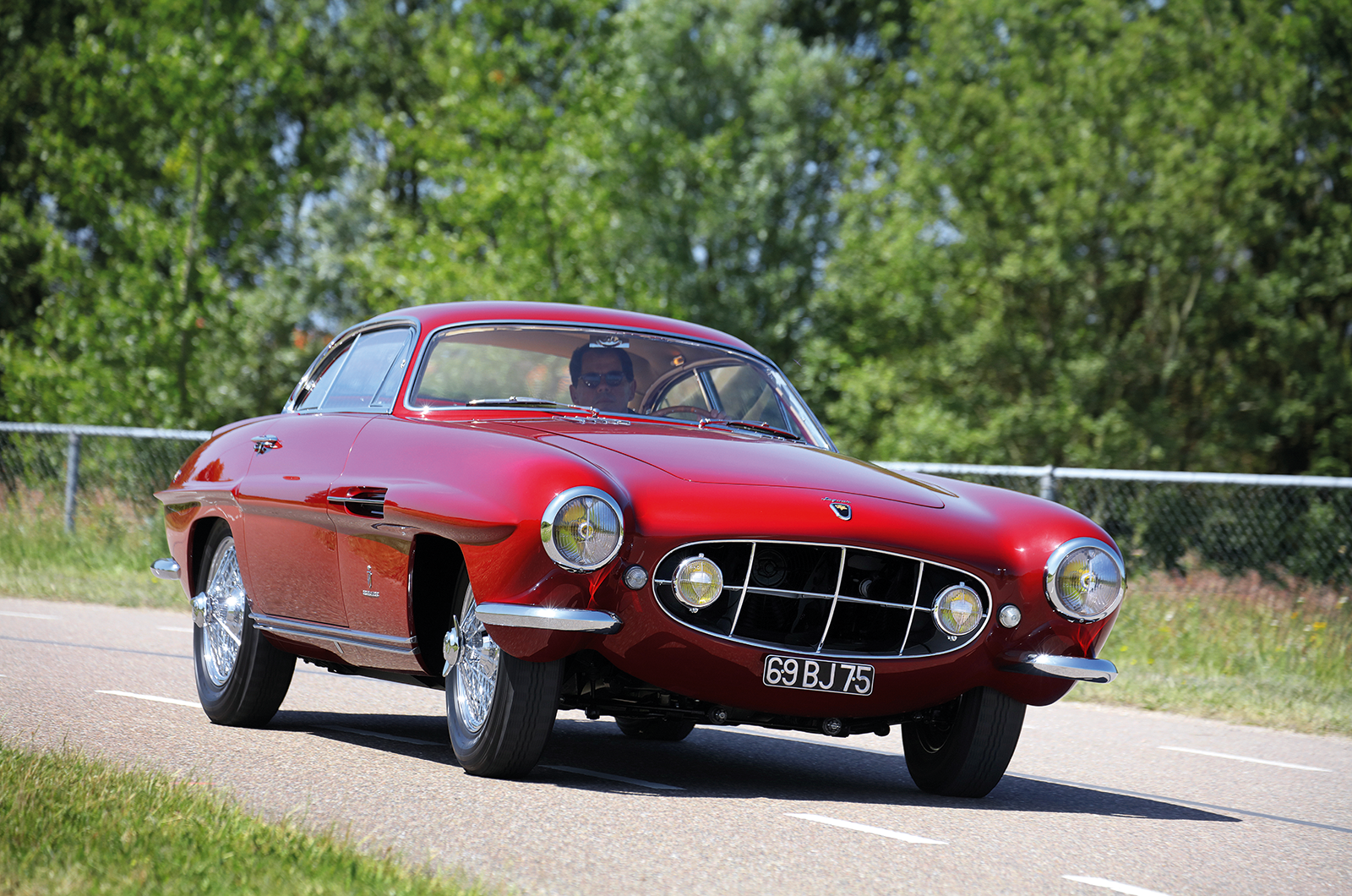 Classic & Sports Car – It’s an XK120 – but not as you know it