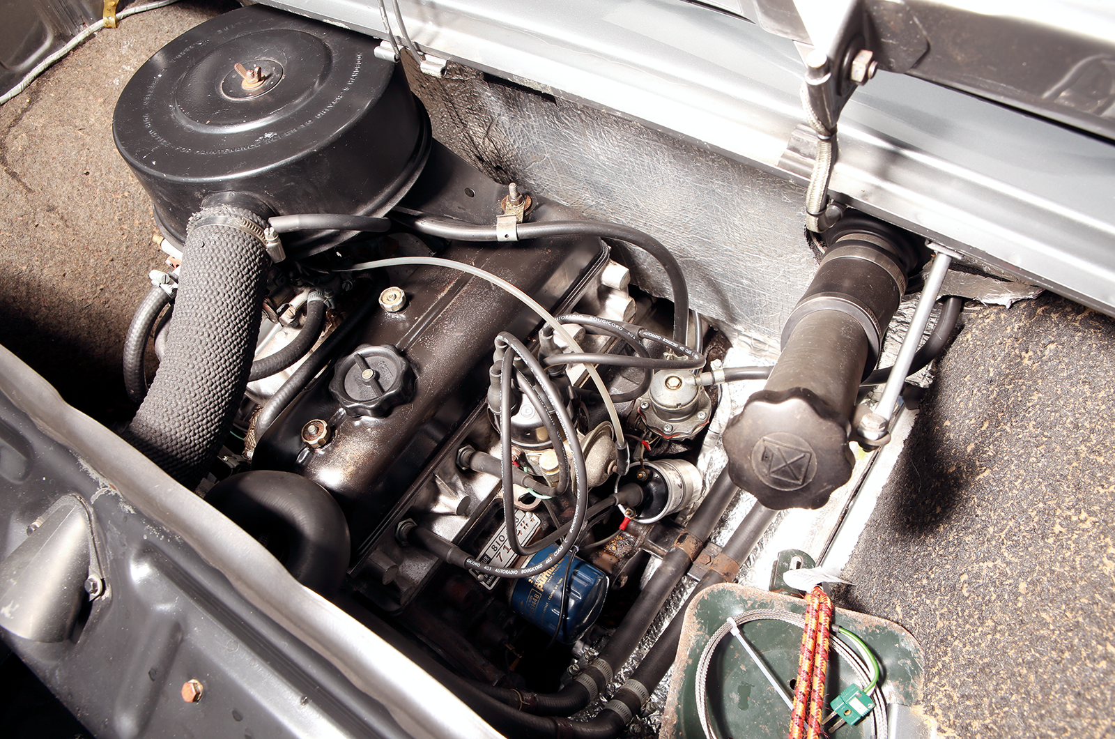 Classic & Sports Car – Buyer’s guide: Renault 8 & Renault 10