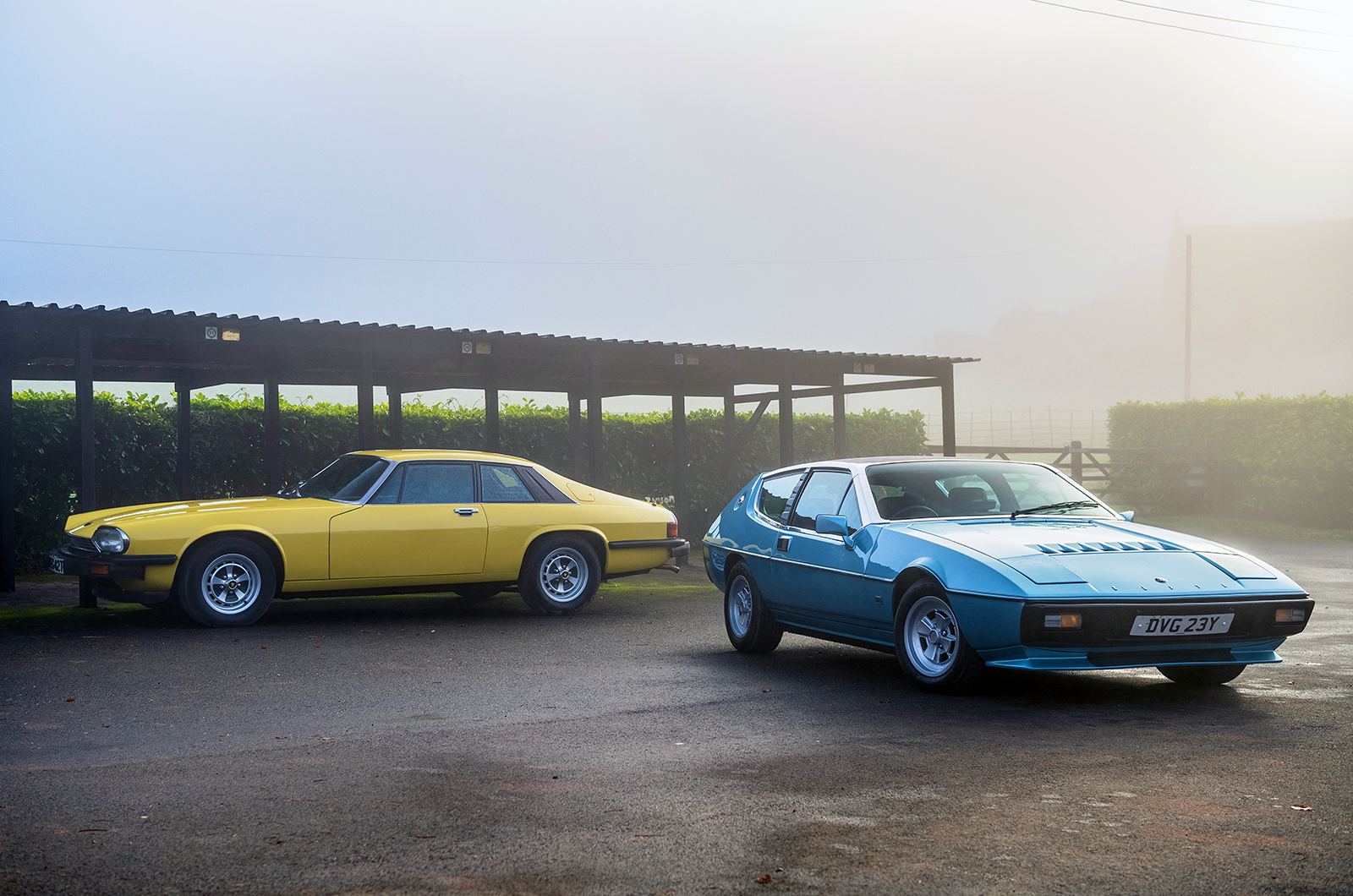 Classic & Sports Car – Jaguar XJ-S vs Lotus Elite: New order grand tourers
