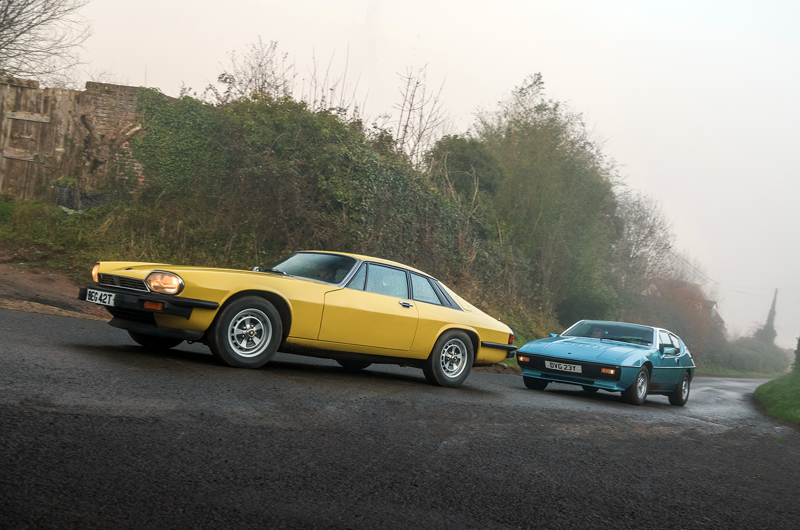 Classic & Sports Car – Jaguar XJ-S vs Lotus Elite: New order grand tourers