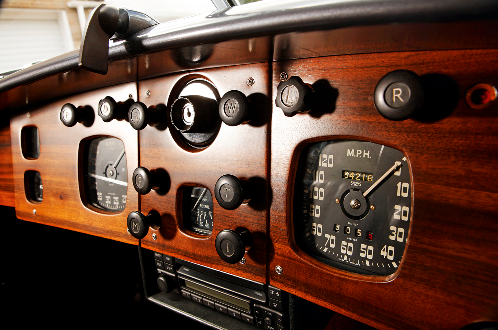 Classic & Sports Car – Buyer’s guide: Bristol 401-403