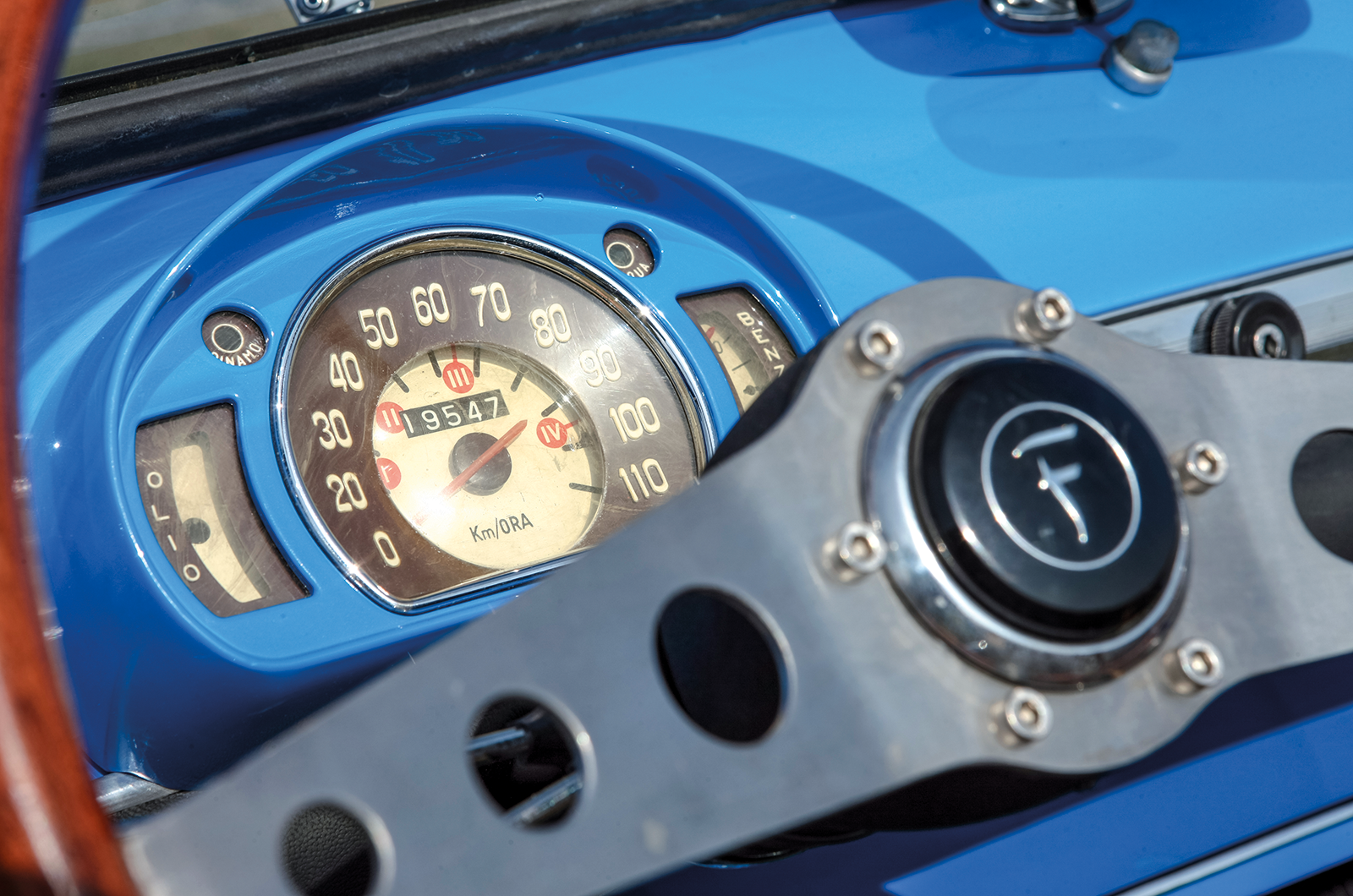 Classic & Sports Car – Life’s a beach: Fiat 600 Jolly