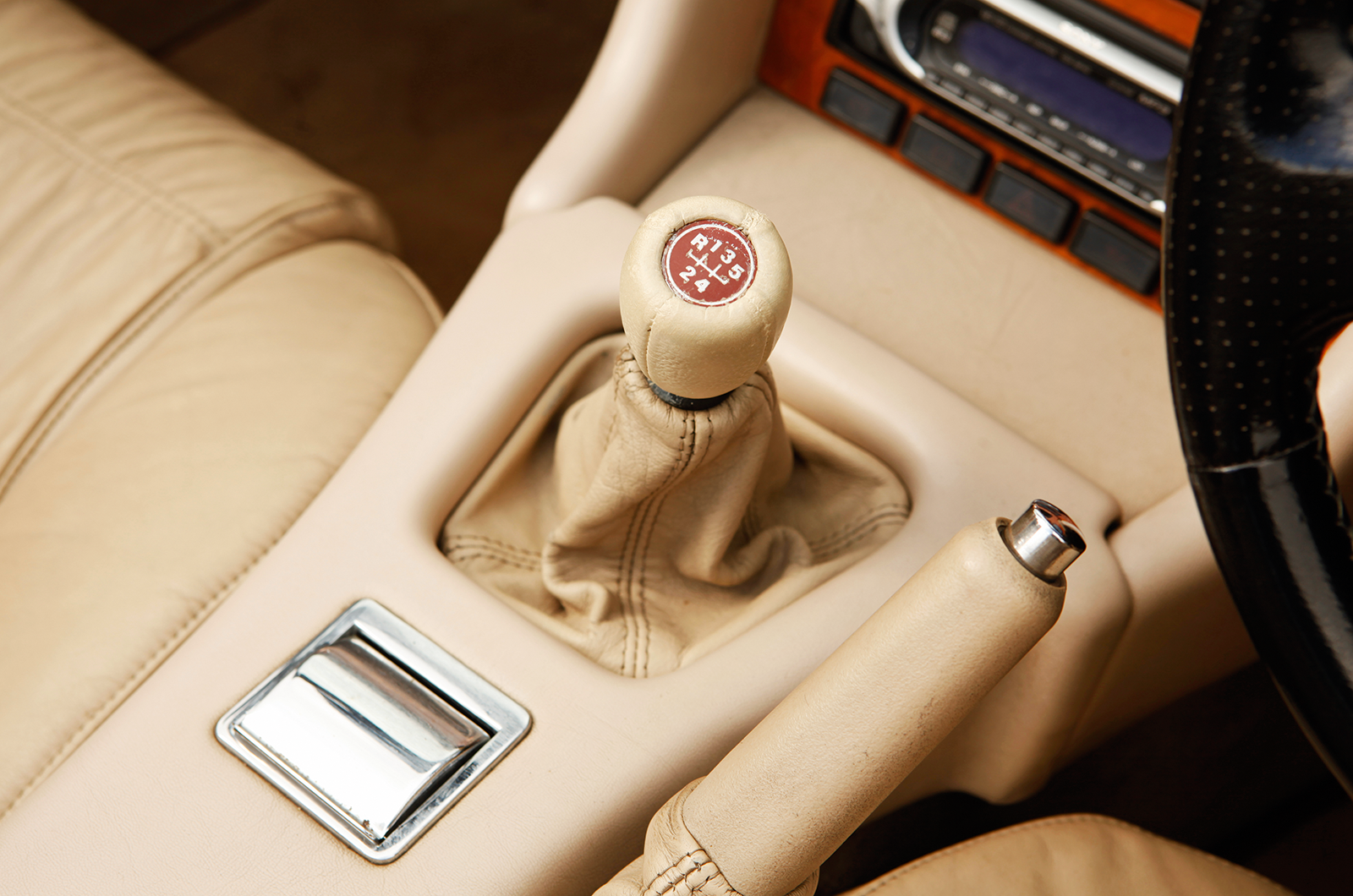 Classic & Sports Car – Buyer’s guide: MG RV8