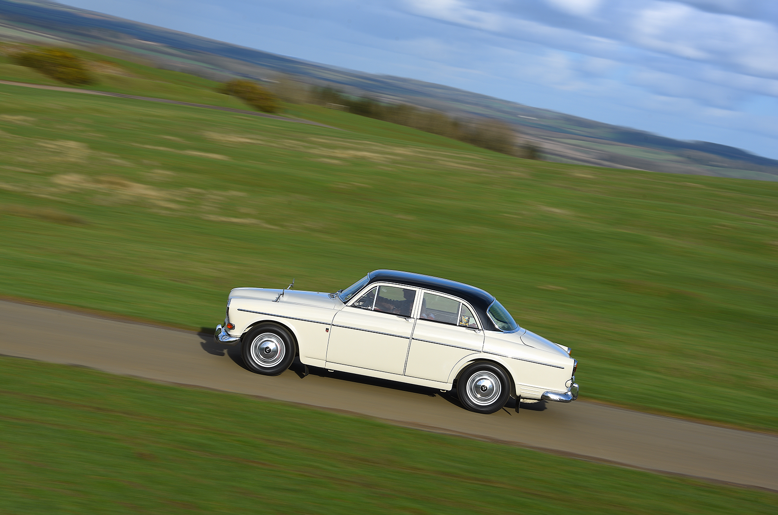 Classic & Sports Car – Like father, like son: meet one man’s amazing Amazon tribute