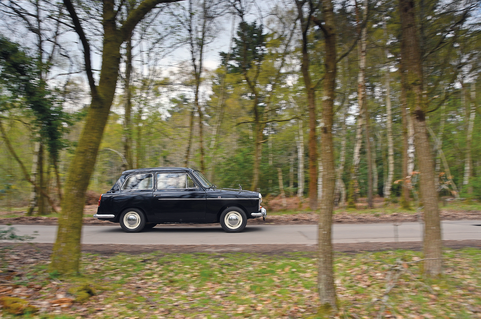 Classic & Sports Car – Future focused: Austin A40 vs Ford Anglia vs Triumph Herald