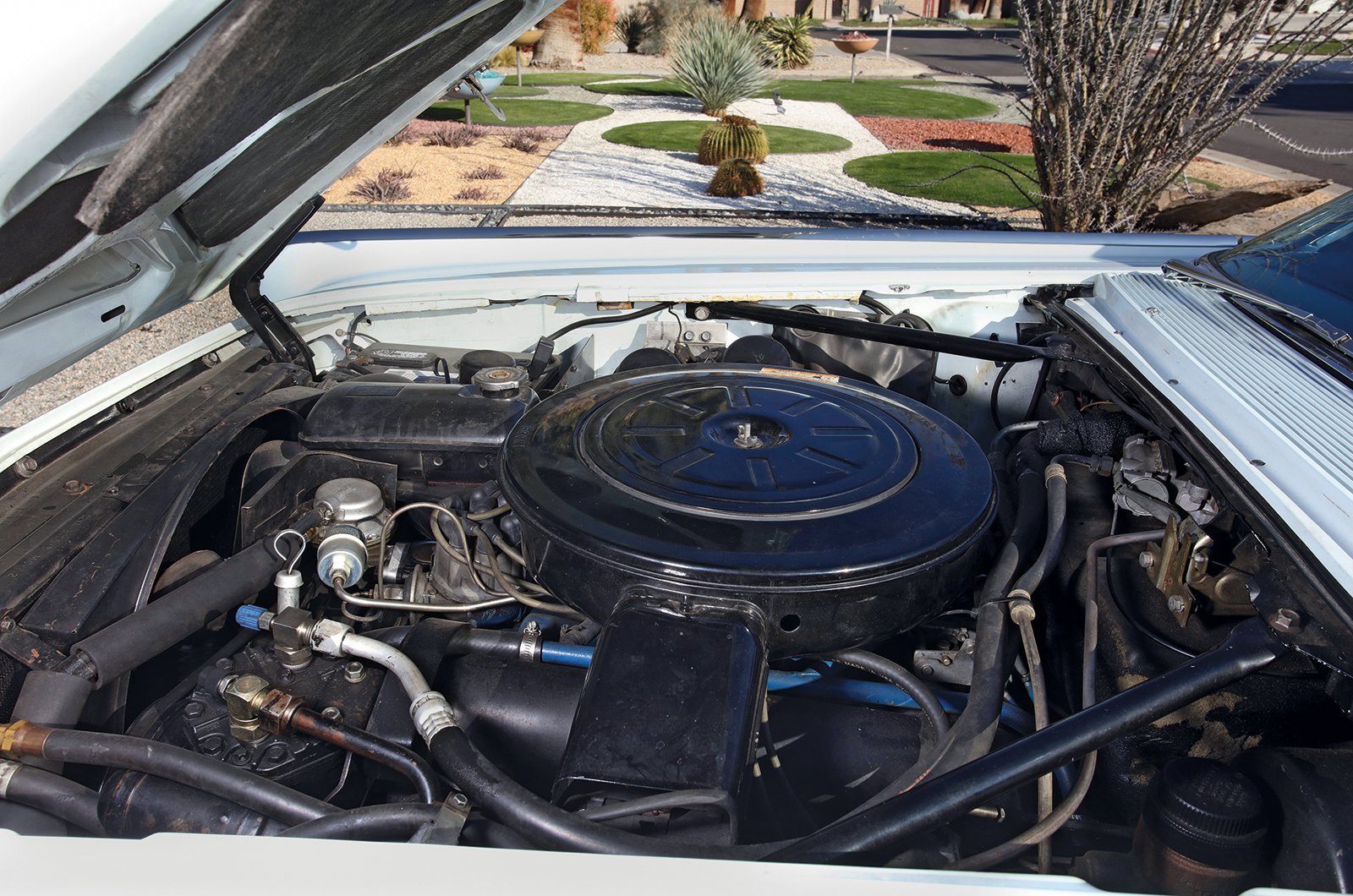 Classic & Sports Car – Continental shift: driving the Lincoln Continental