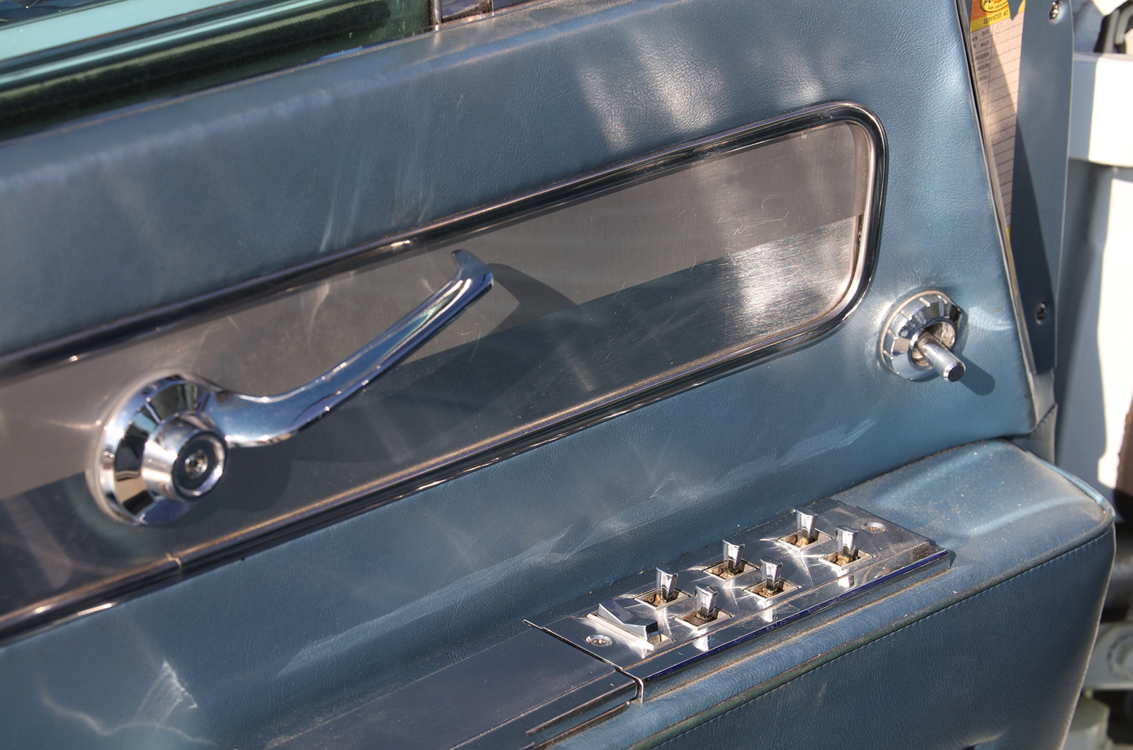 Classic & Sports Car – Continental shift: driving the Lincoln Continental