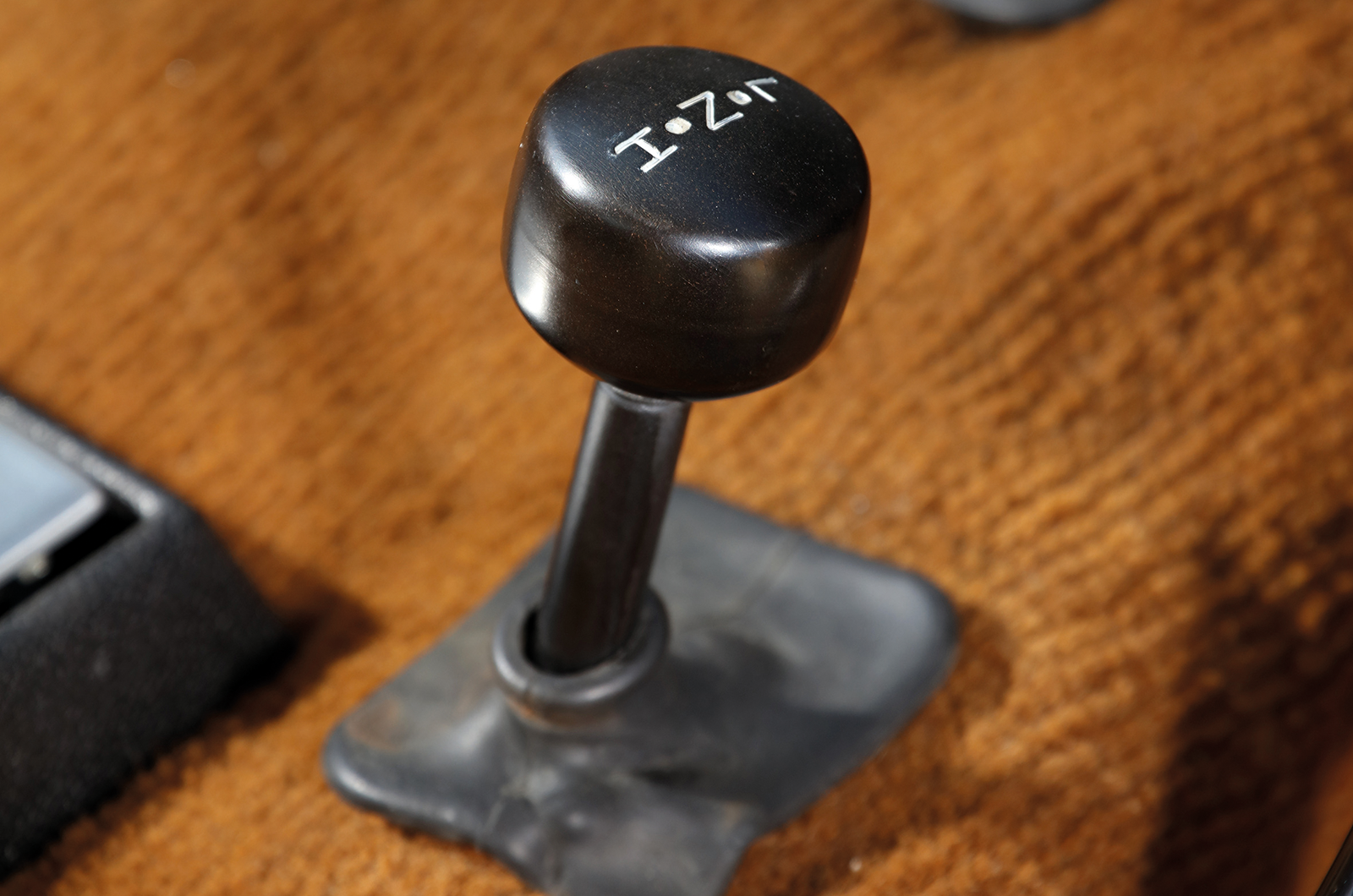 Classic & Sports Car – Estates of mind: Triumph PI Estate vs Range Rover