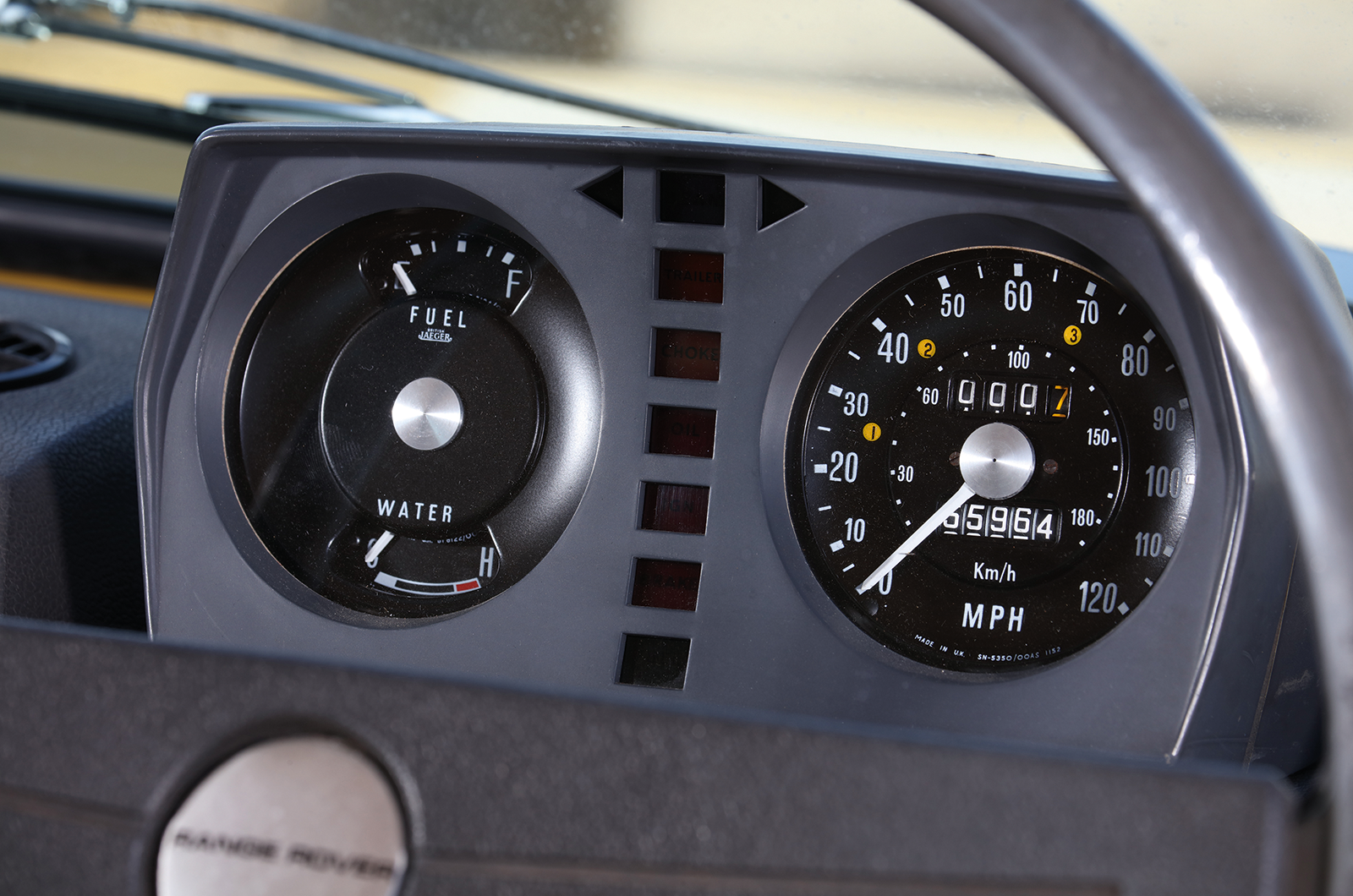 Classic & Sports Car – Estates of mind: Triumph PI Estate vs Range Rover