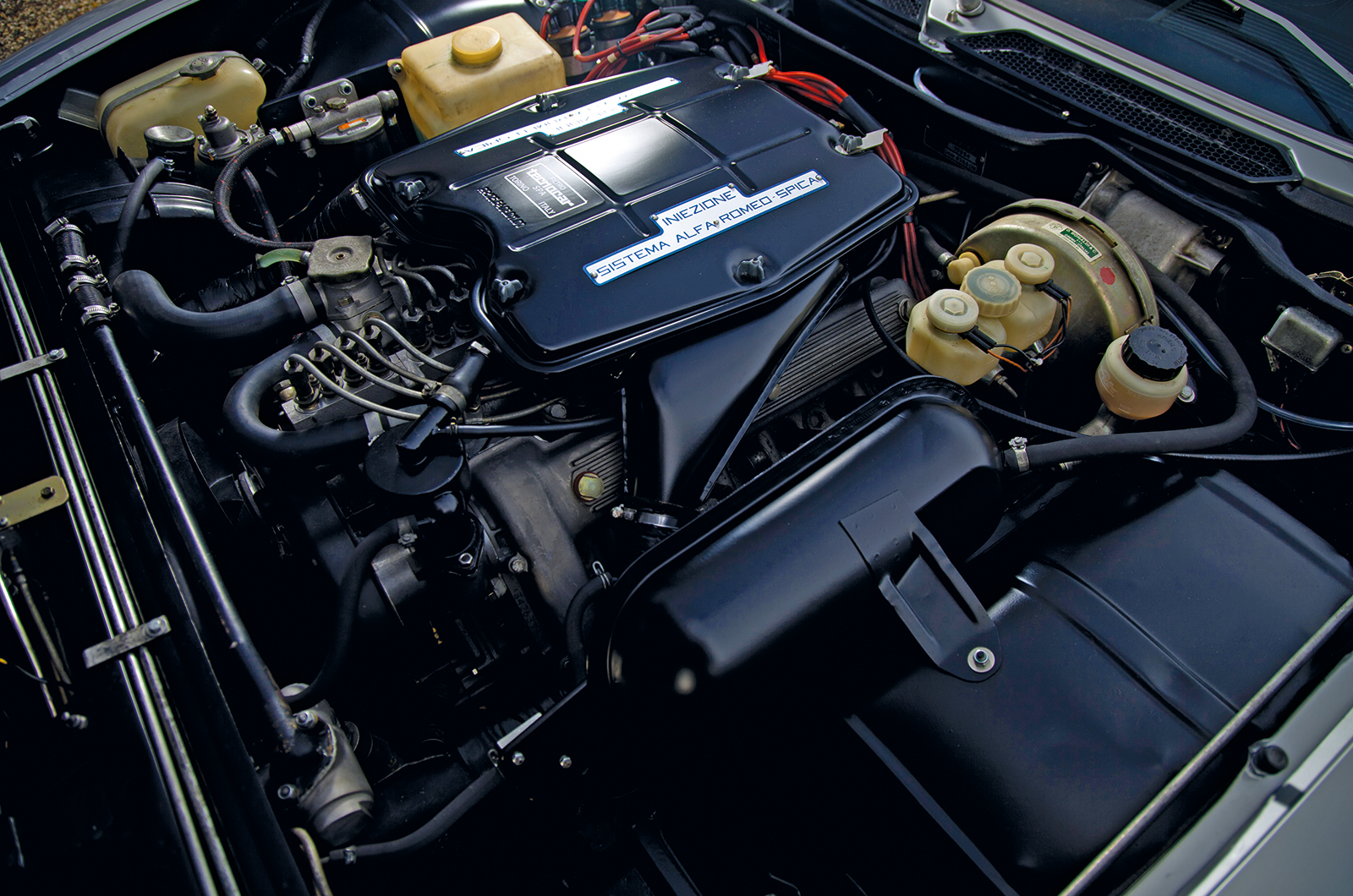 Classic & Sports Car – Flawed diamond: Alfa Romeo Montreal