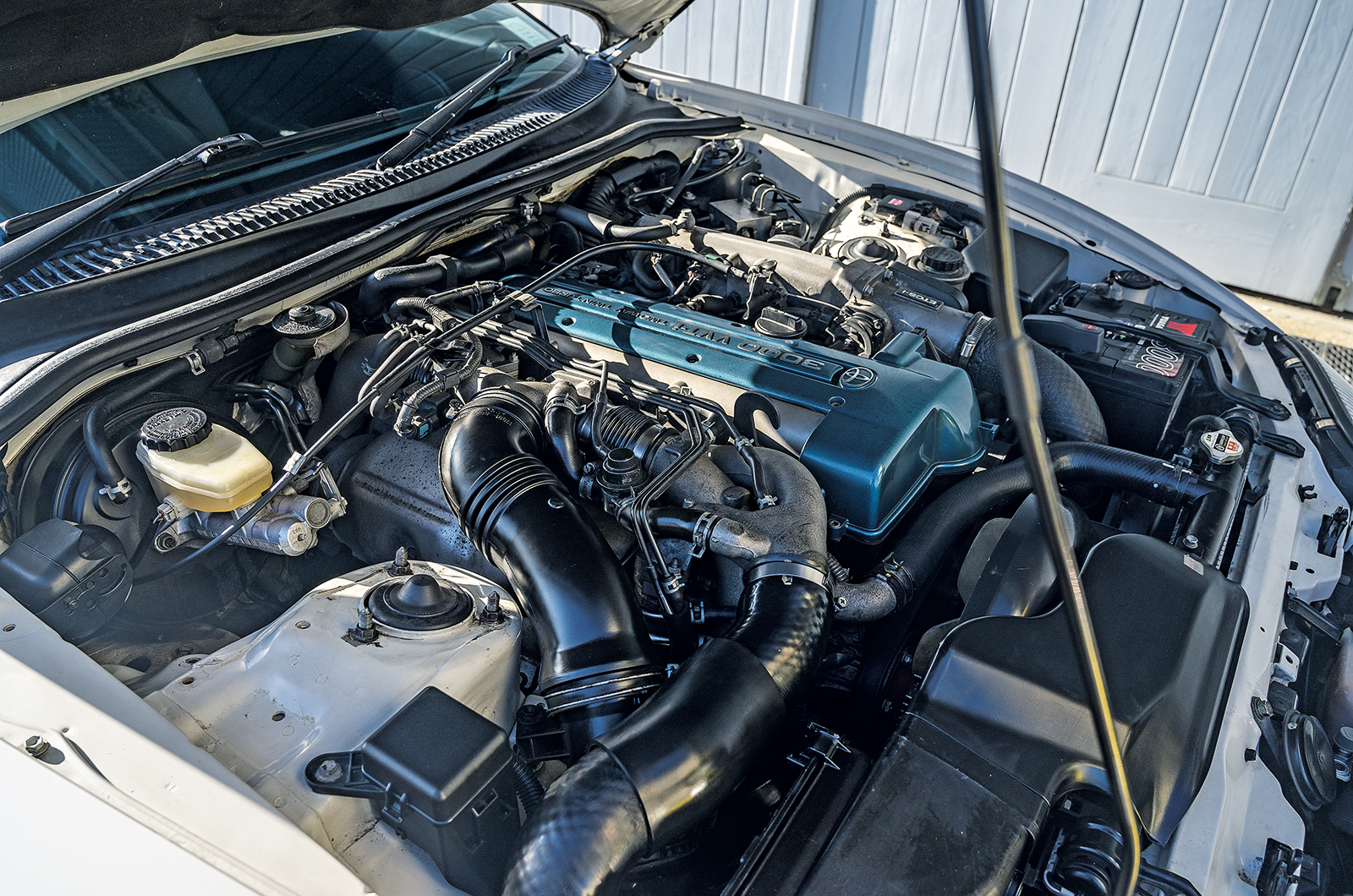 Classic & Sports Car – Street fighters: Mitsubishi 3000GT vs Toyota Supra vs Nissan 300ZX