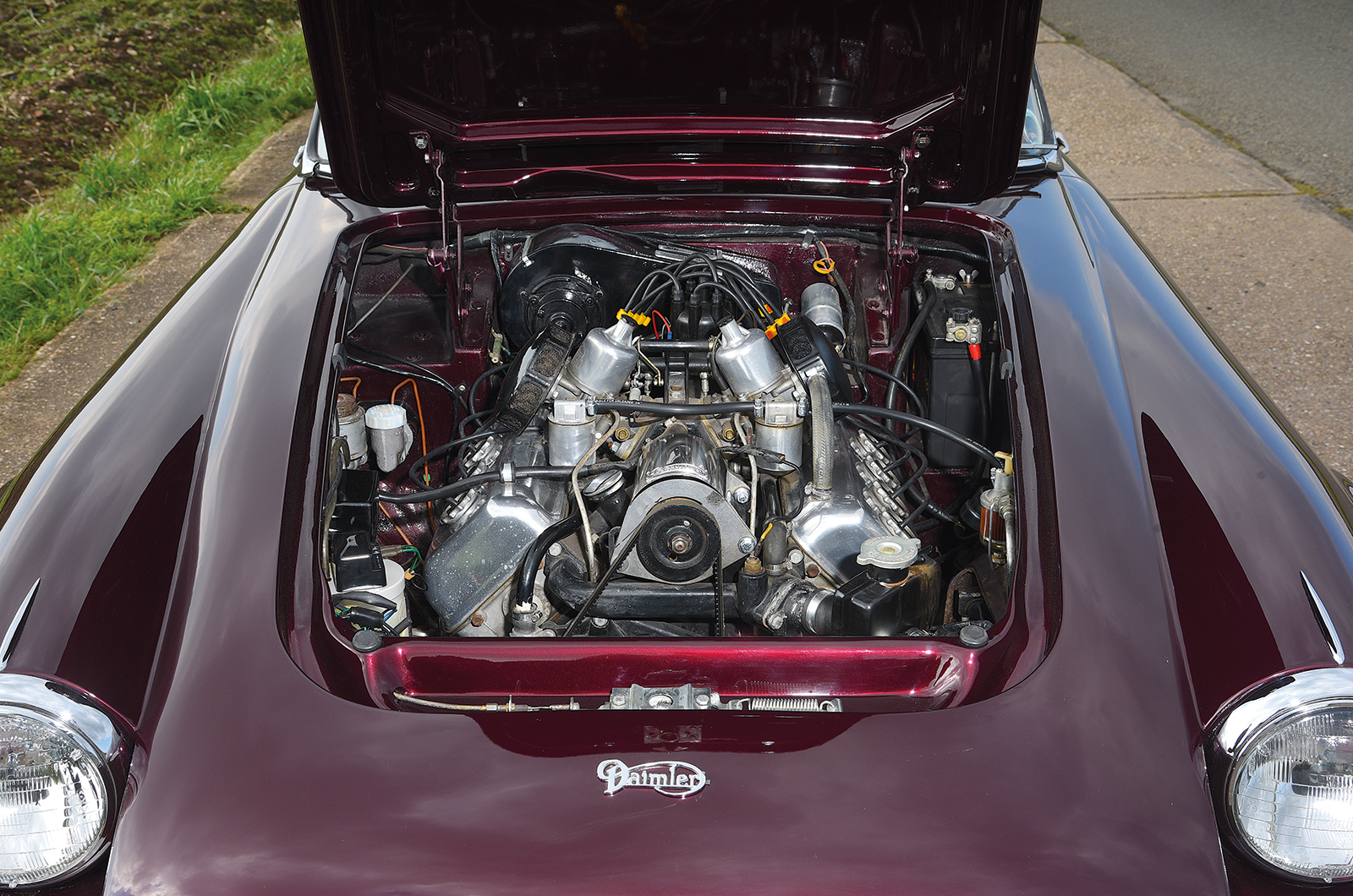 Classic & Sports Car – The Daimler Dart that never was – and the earliest SP250