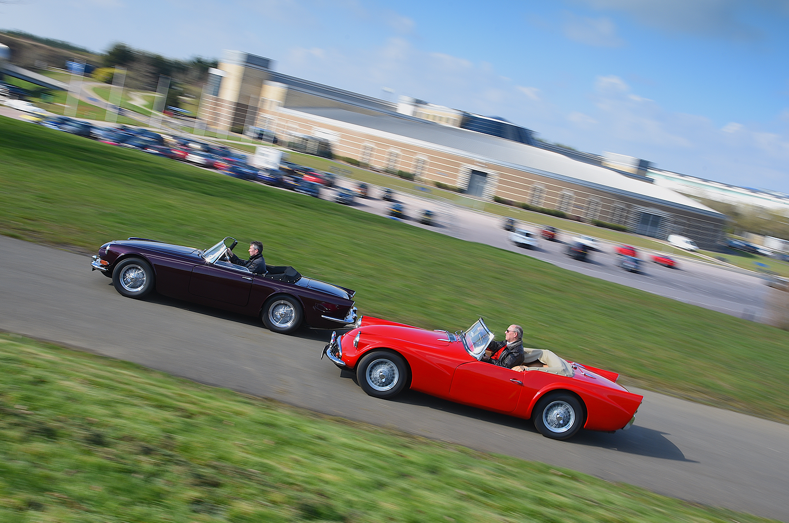 Classic & Sports Car – The Daimler Dart that never was – and the earliest SP250