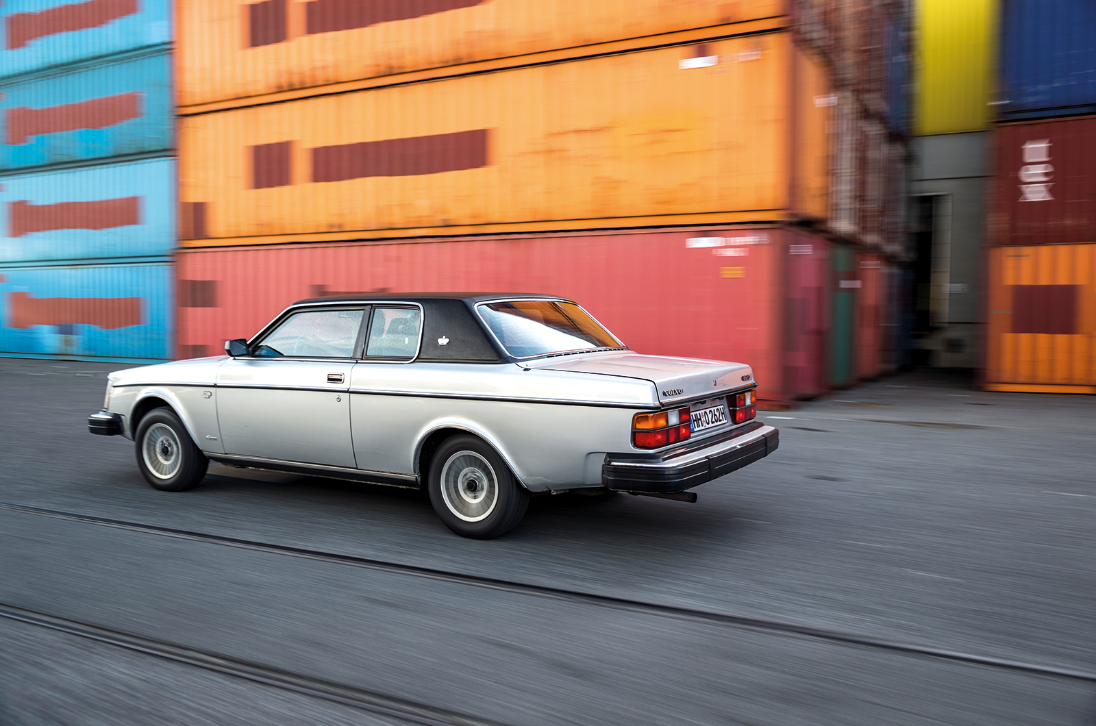 Classic & Sports Car – Cut-price cruise liners: Volvo 262 C and 780 Bertone