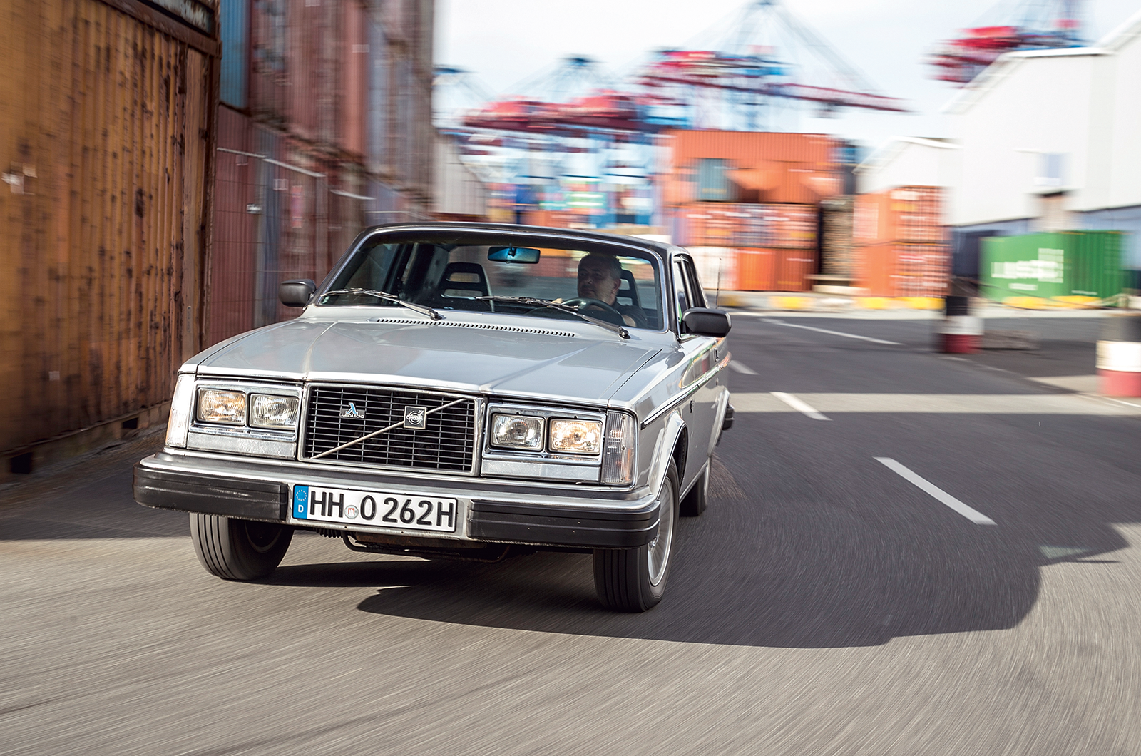 Classic & Sports Car – Cut-price cruise liners: Volvo 262 C and 780 Bertone