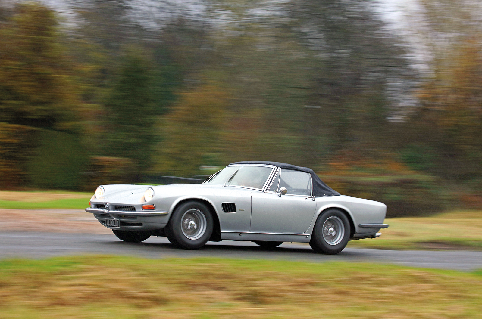 Classic & Sports Car – AC 428: a Cobra for the jet set