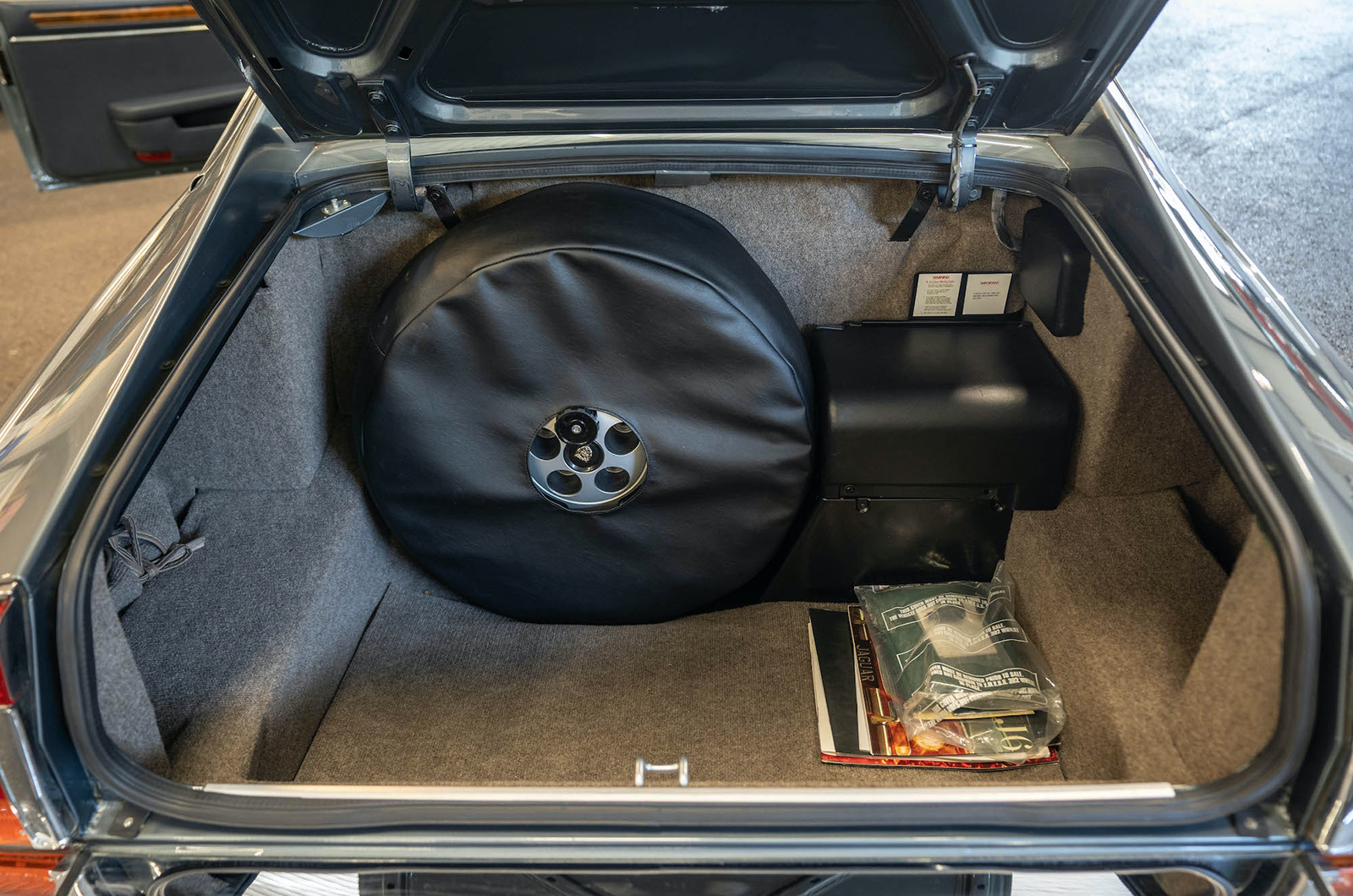 Classic & Sports Car – Time-warp Jaguar XJ-S V12 for sale