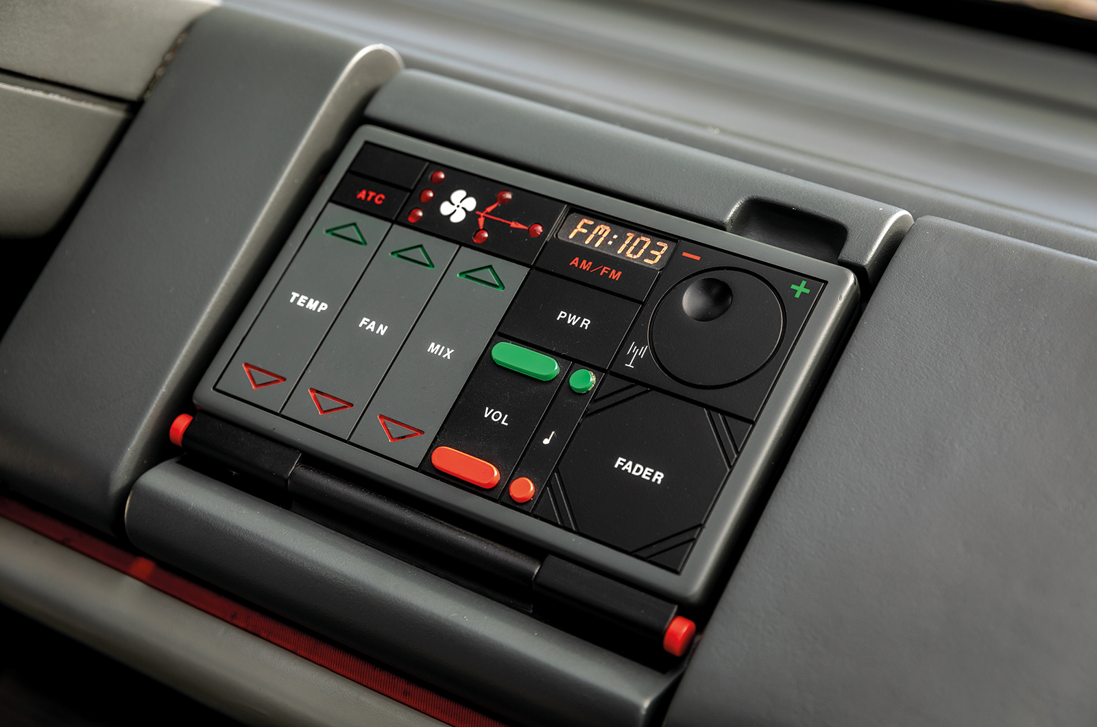 Classic & Sports Car – Back to the future with Ford’s Probe concepts